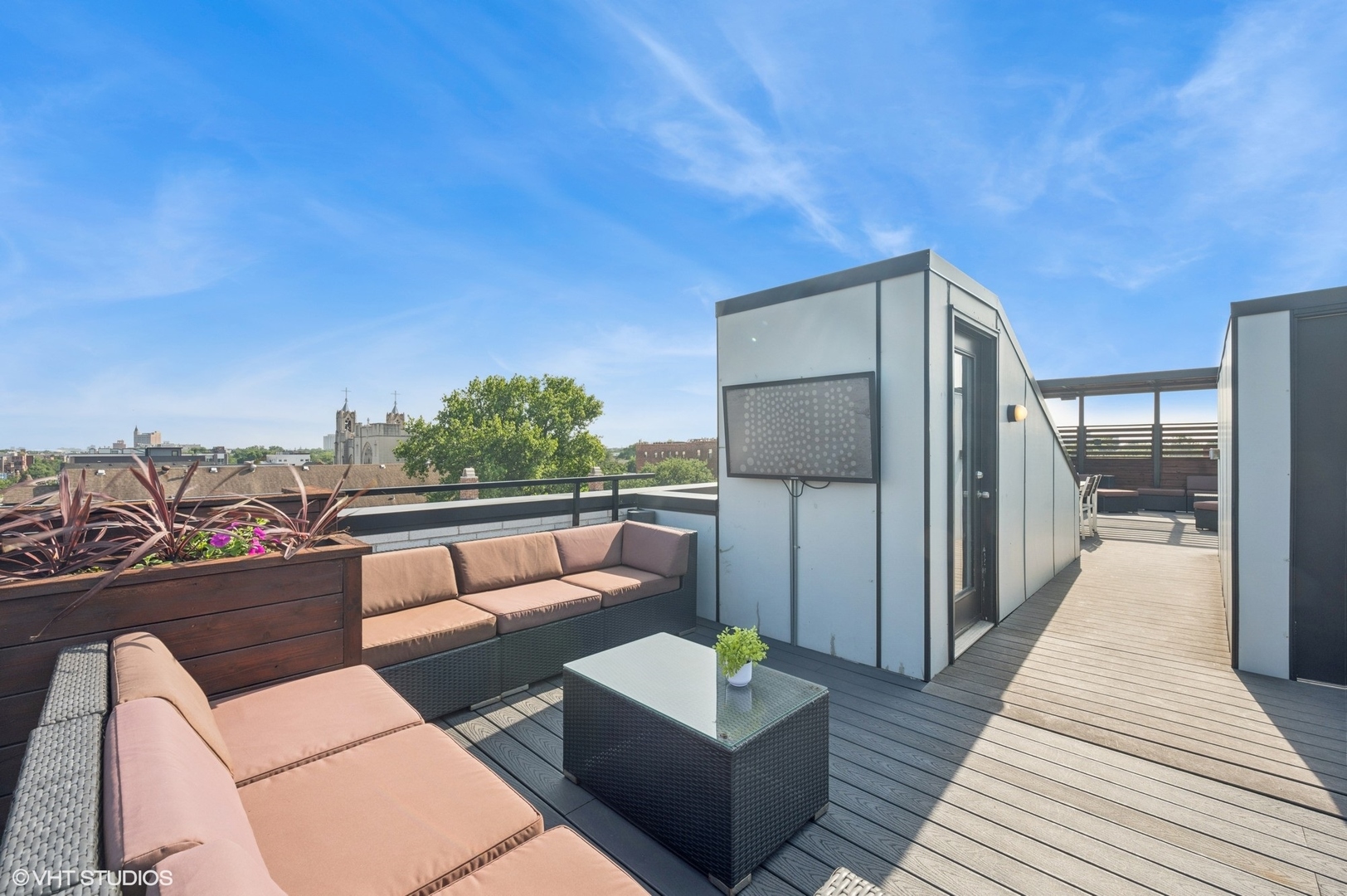 2138 N Damen Avenue Unit: 4