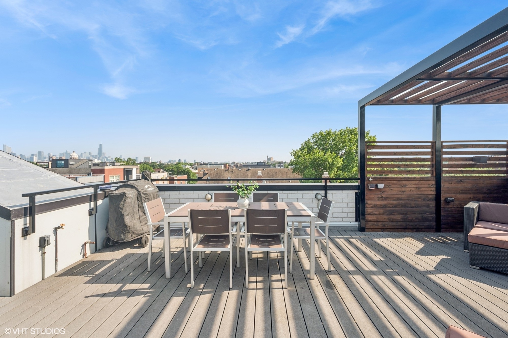 2138 N Damen Avenue Unit: 4