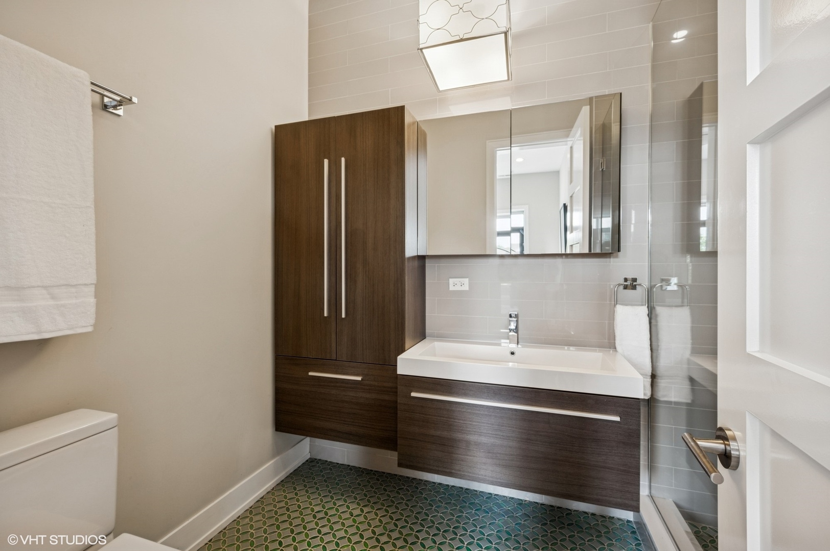 2138 N Damen Avenue Unit: 4