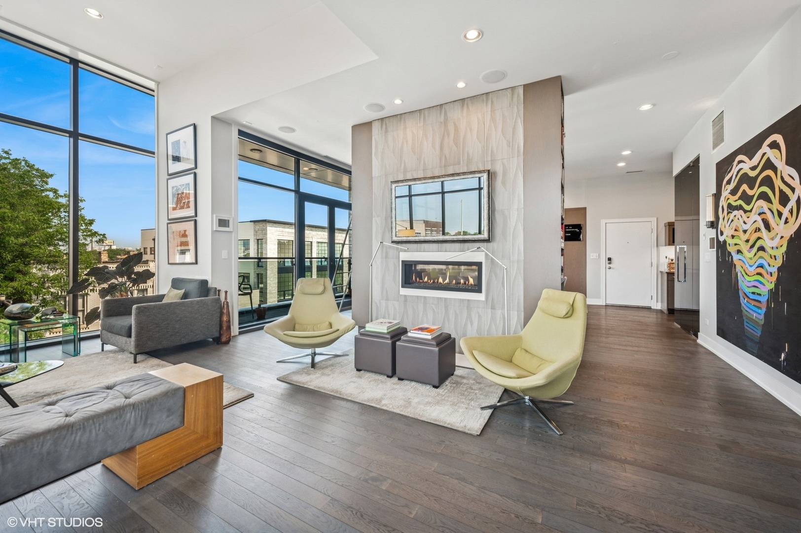 2138 N Damen Avenue Unit: 4
