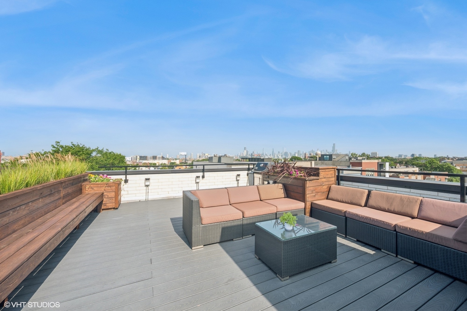 2138 N Damen Avenue Unit: 4