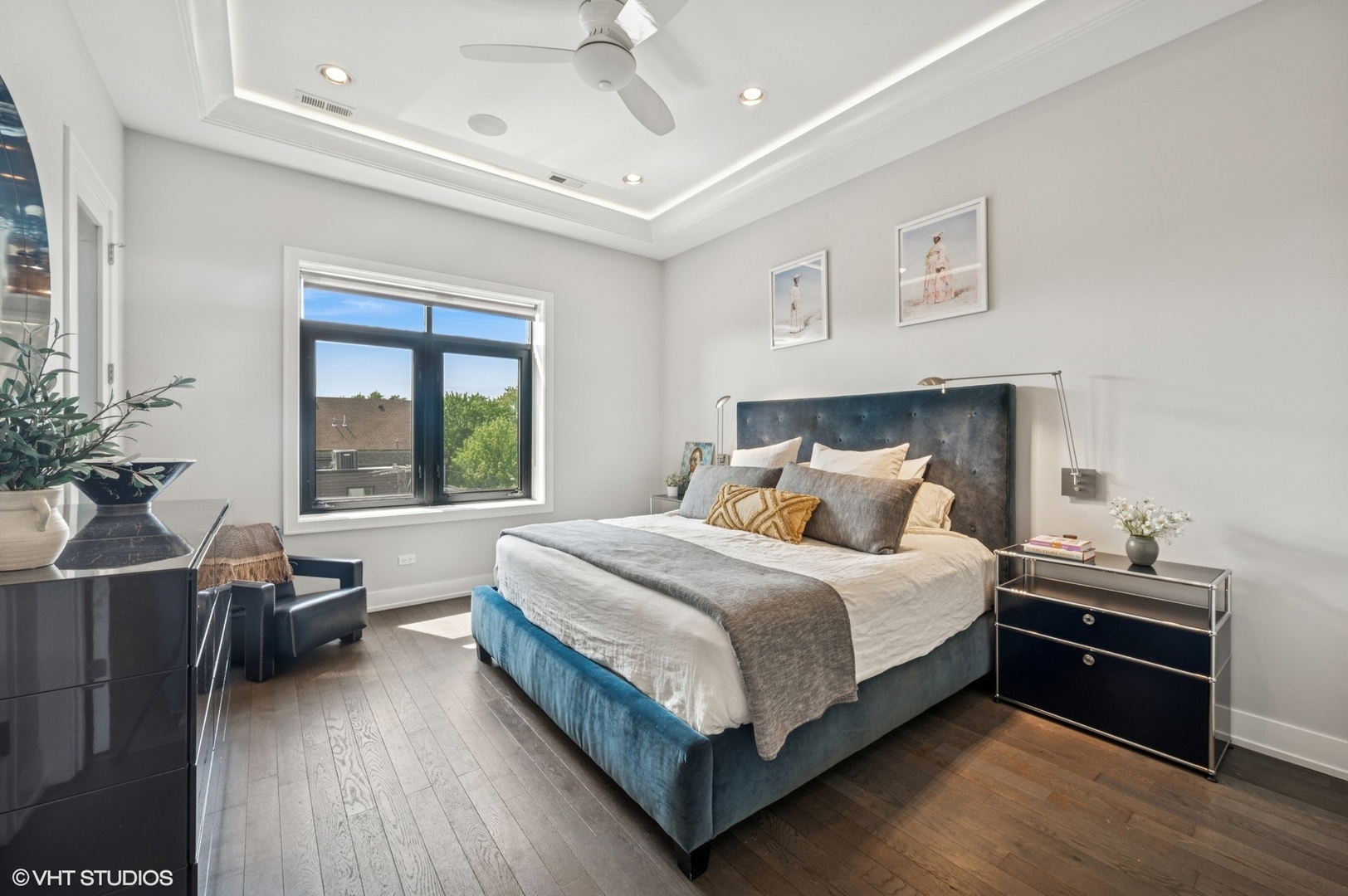 2138 N Damen Avenue Unit: 4
