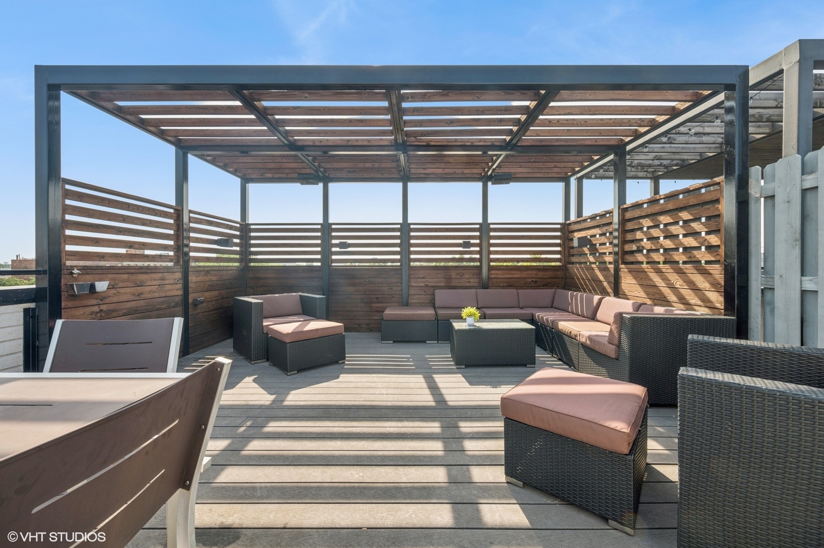2138 N Damen Avenue Unit: 4