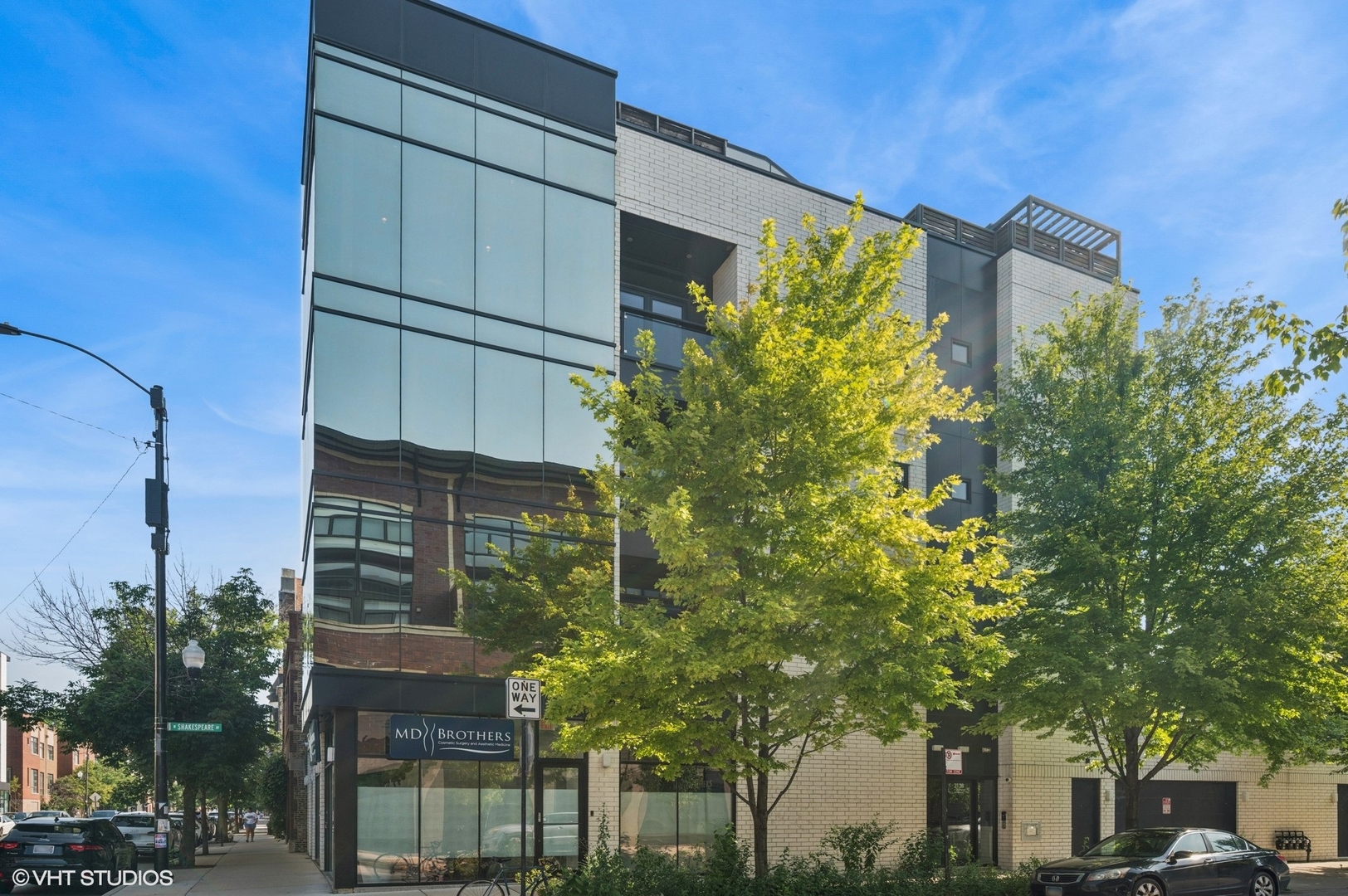 2138 N Damen Avenue Unit: 4
