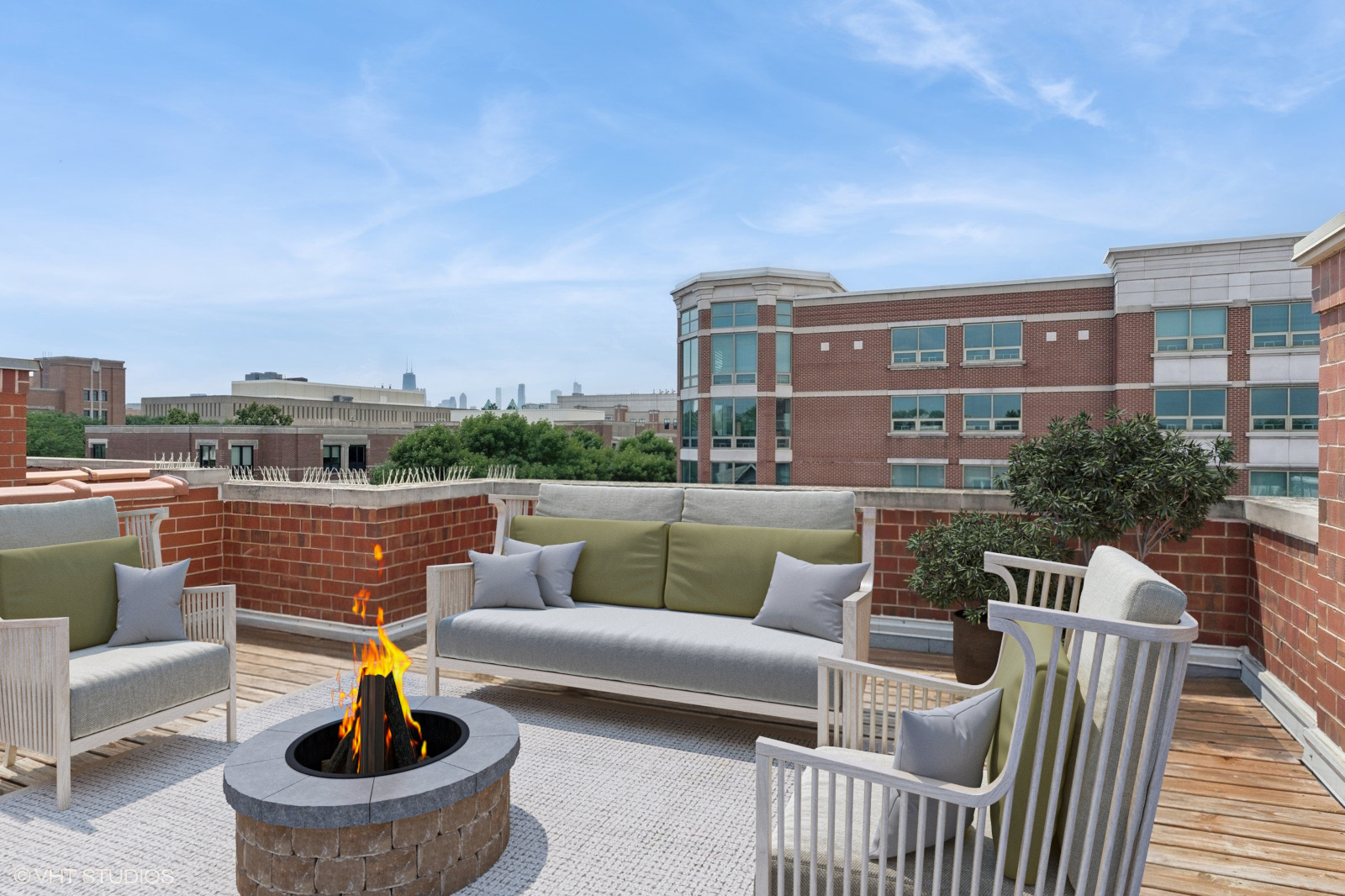 1136 W Fullerton Avenue Unit: 2