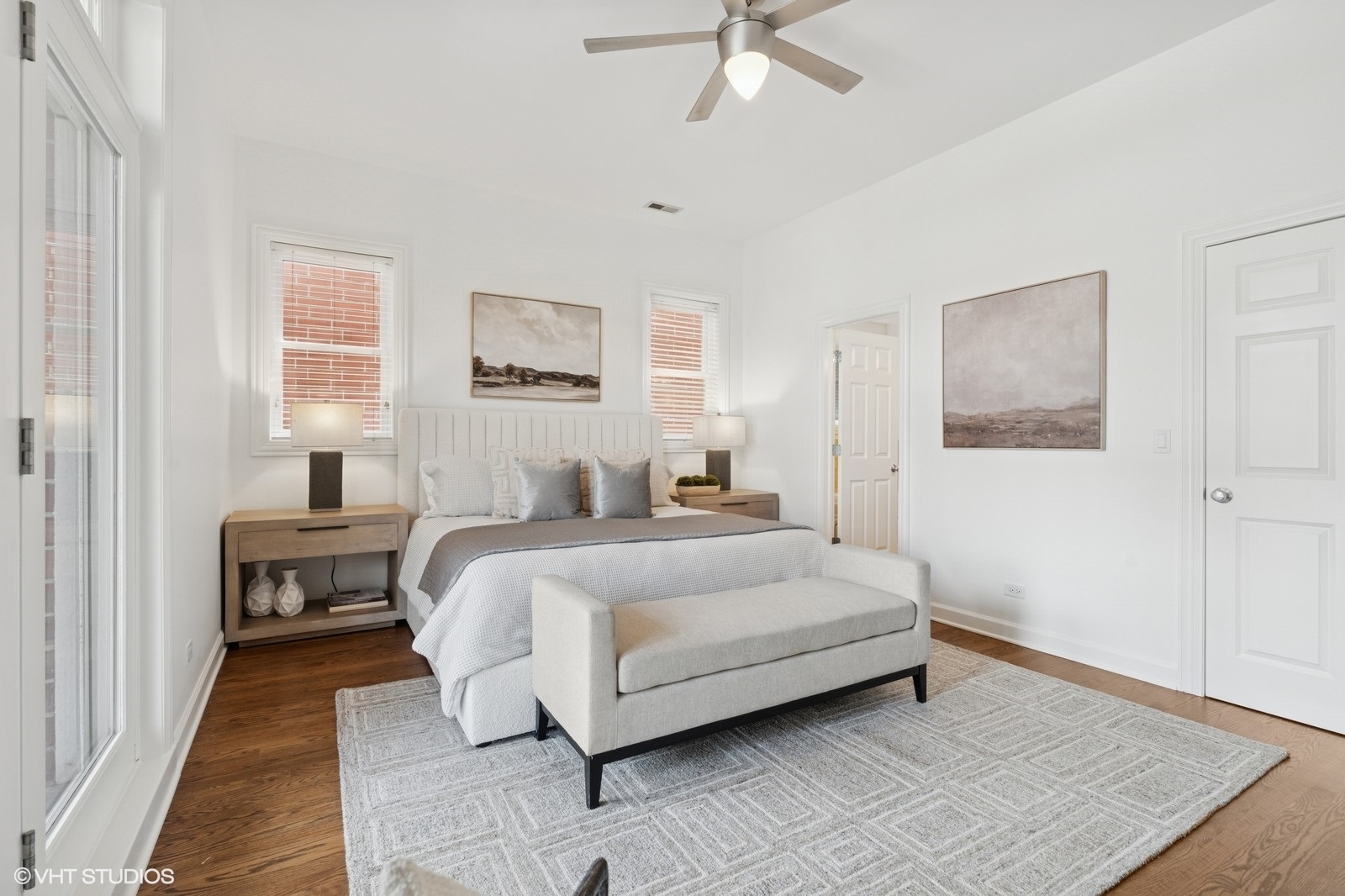 1136 W Fullerton Avenue Unit: 2
