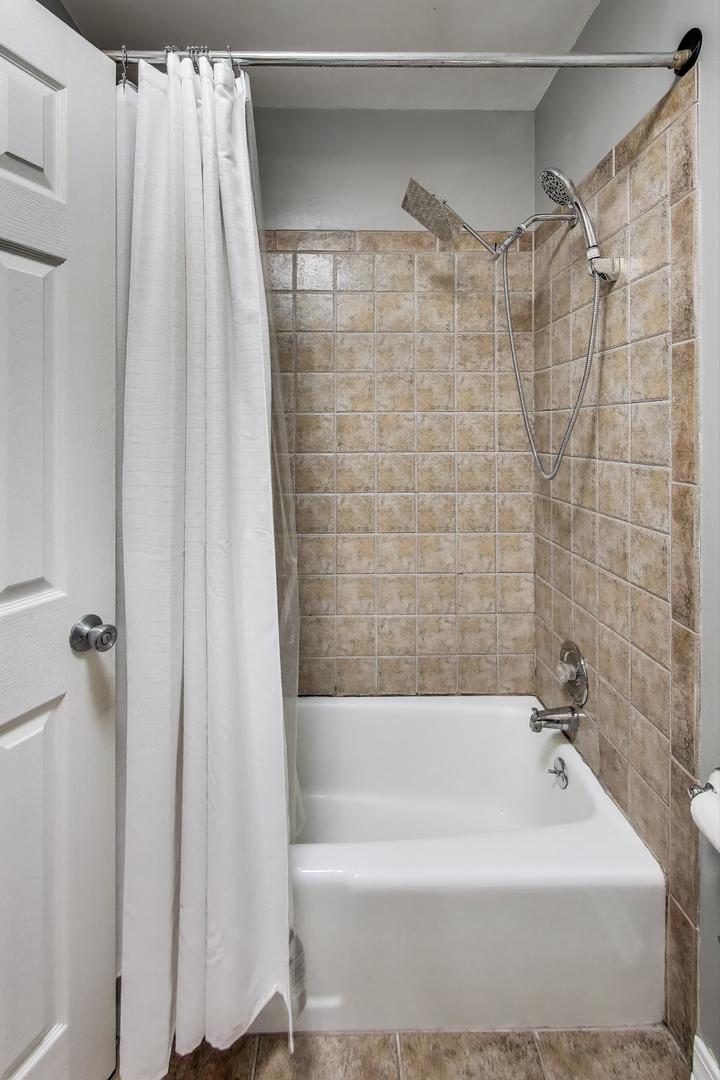 455 W GRANT Place Unit: 6