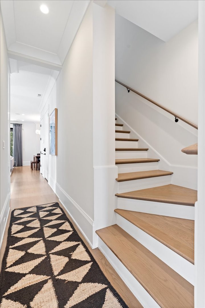 2617 N Seminary Avenue Unit: 3S