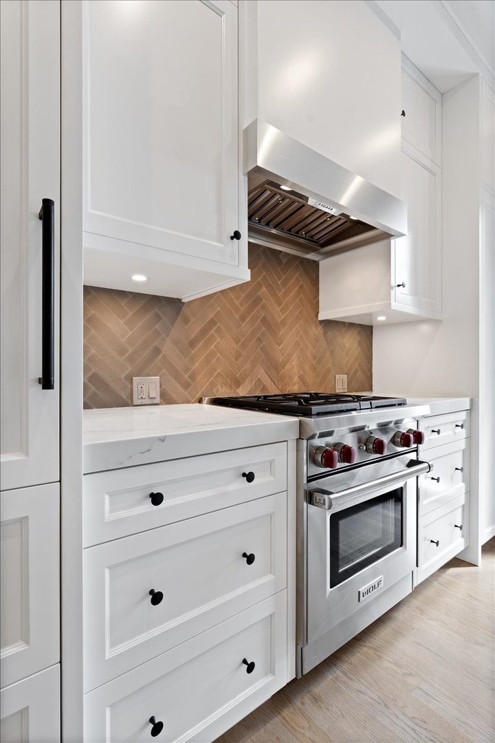 2617 N Seminary Avenue Unit: 3S