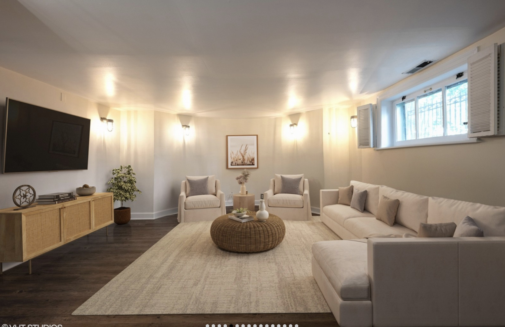 587 W Hawthorne Place Unit: G