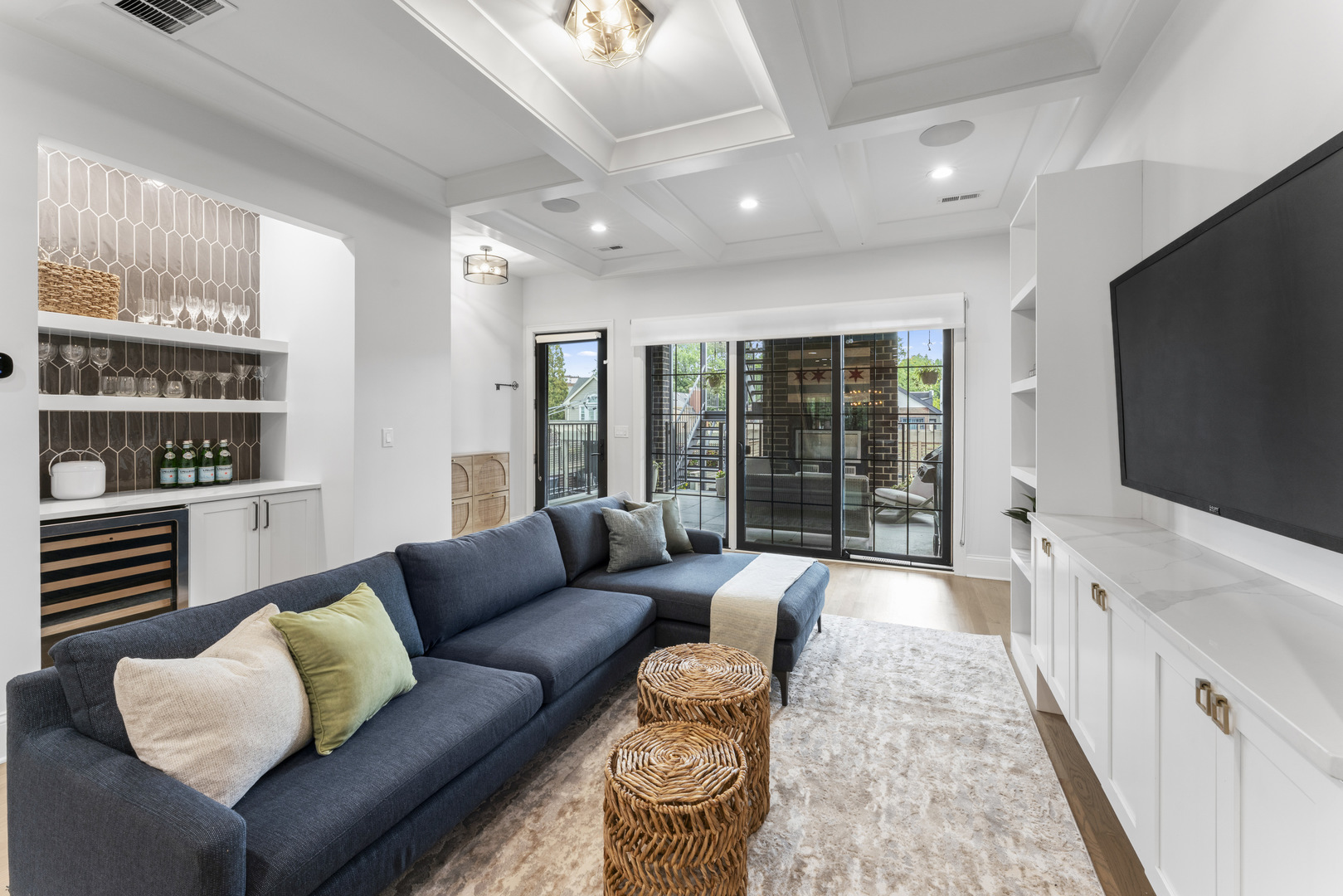 1427 W Wrightwood Avenue Unit: 2