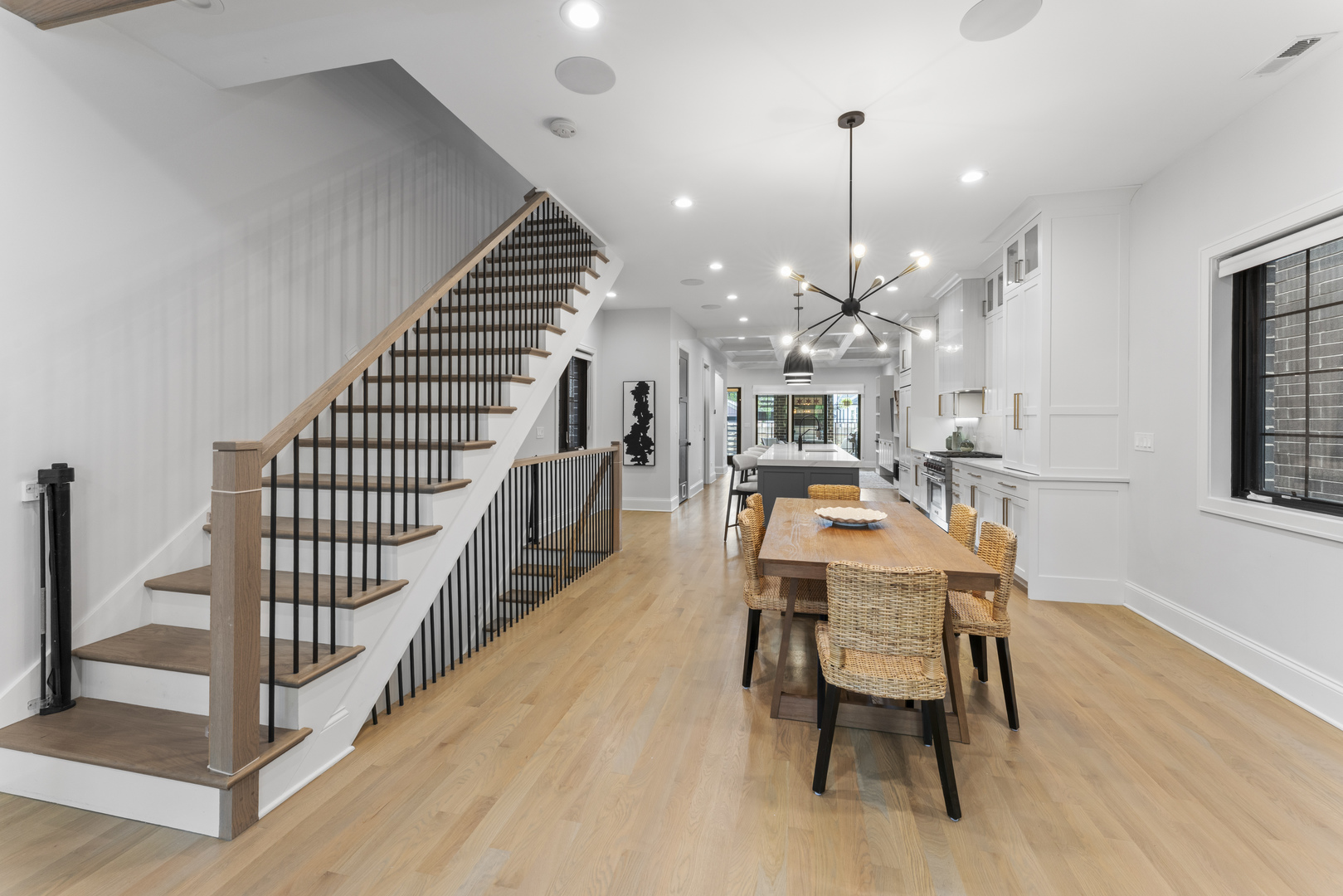 1427 W Wrightwood Avenue Unit: 2