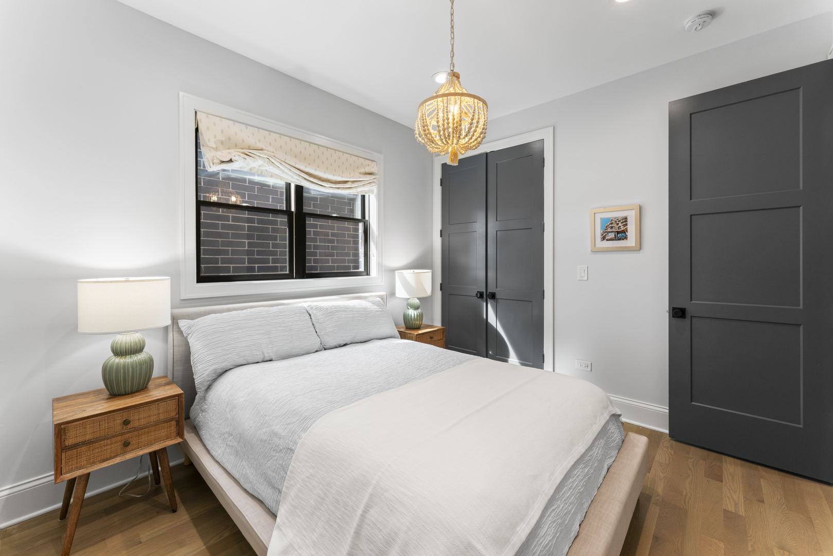 1427 W Wrightwood Avenue Unit: 2