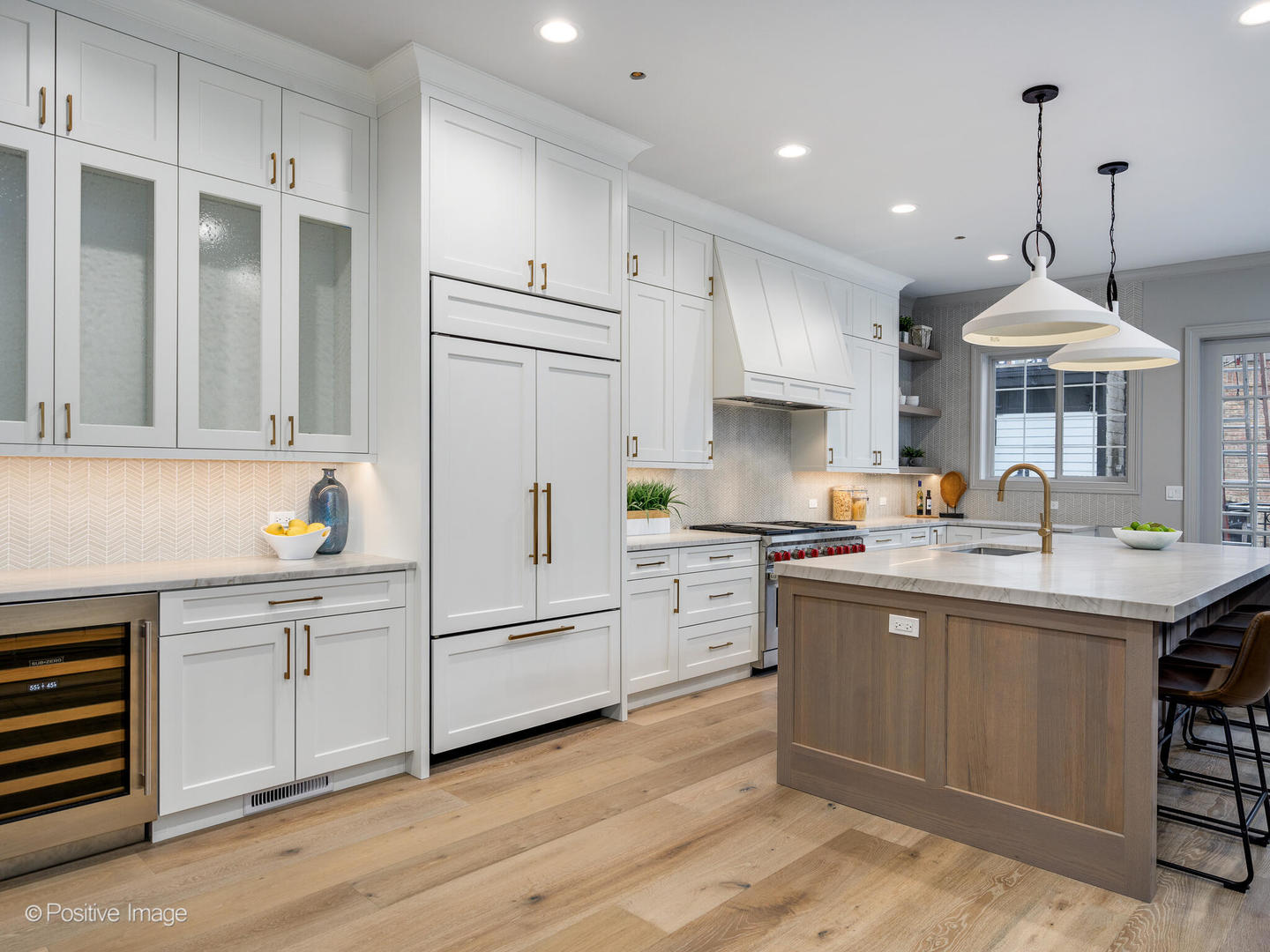 1143 W MONTANA Street