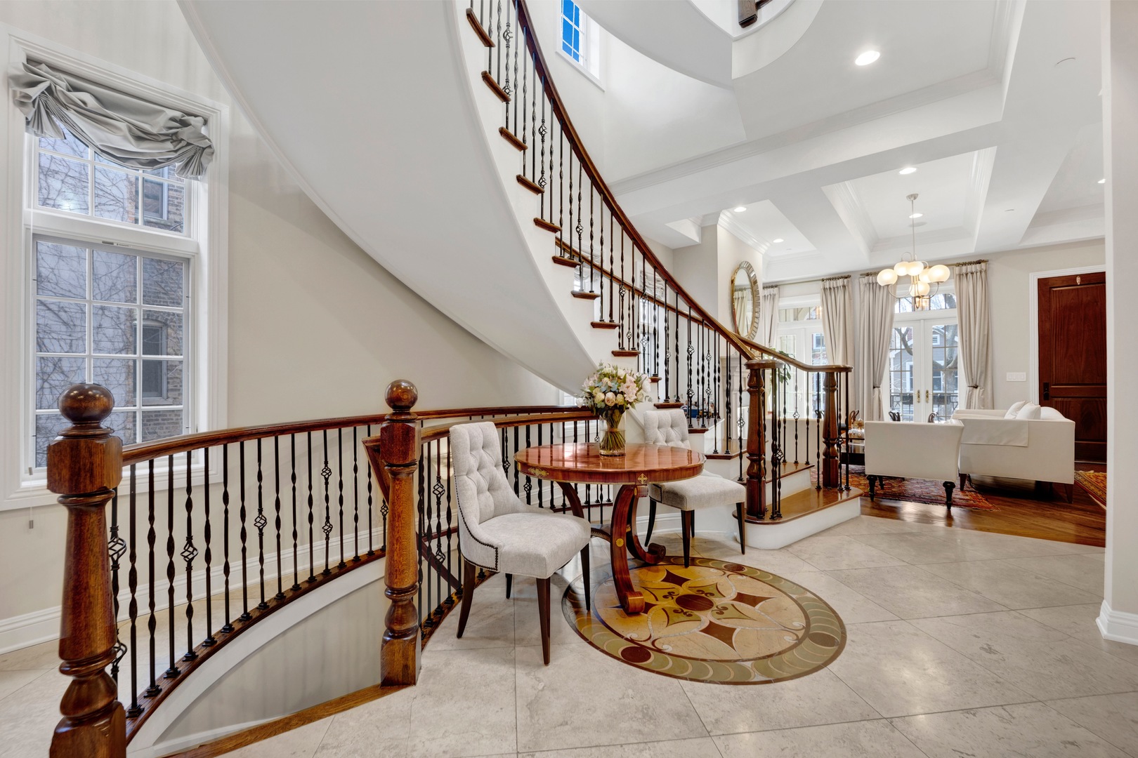 1873 N BISSELL Street