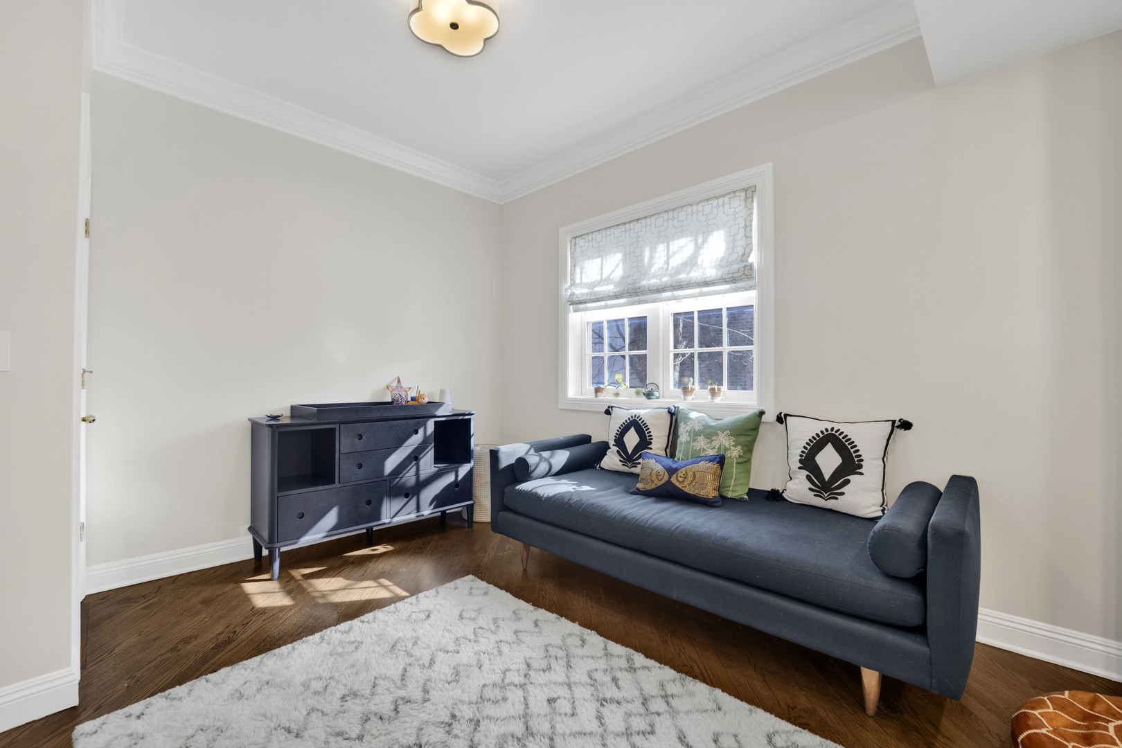 1873 N BISSELL Street