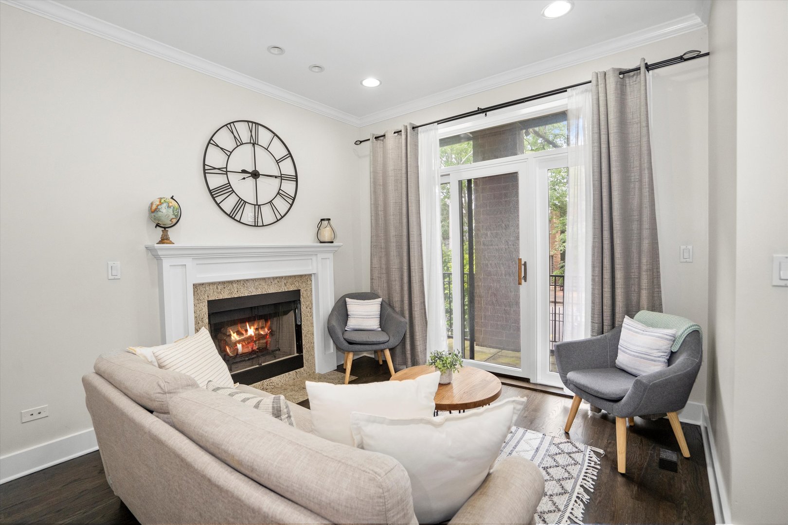 1511 W Walton Street Unit: 1