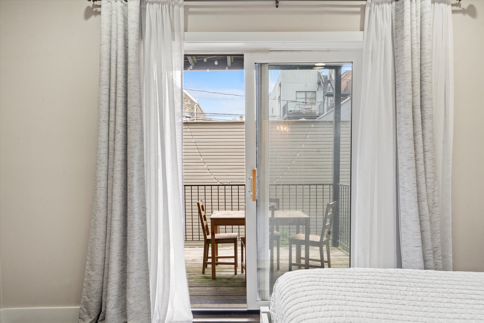 1511 W Walton Street Unit: 1