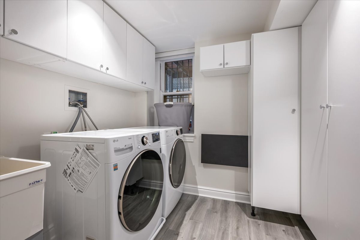 1304 N Ritchie Court