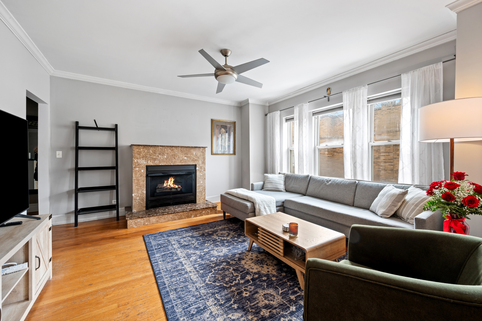 4209 N Keystone Avenue Unit: 2W