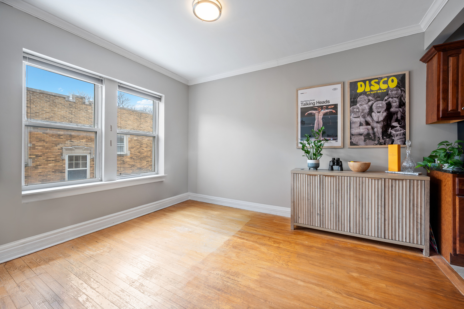 4209 N Keystone Avenue Unit: 2W