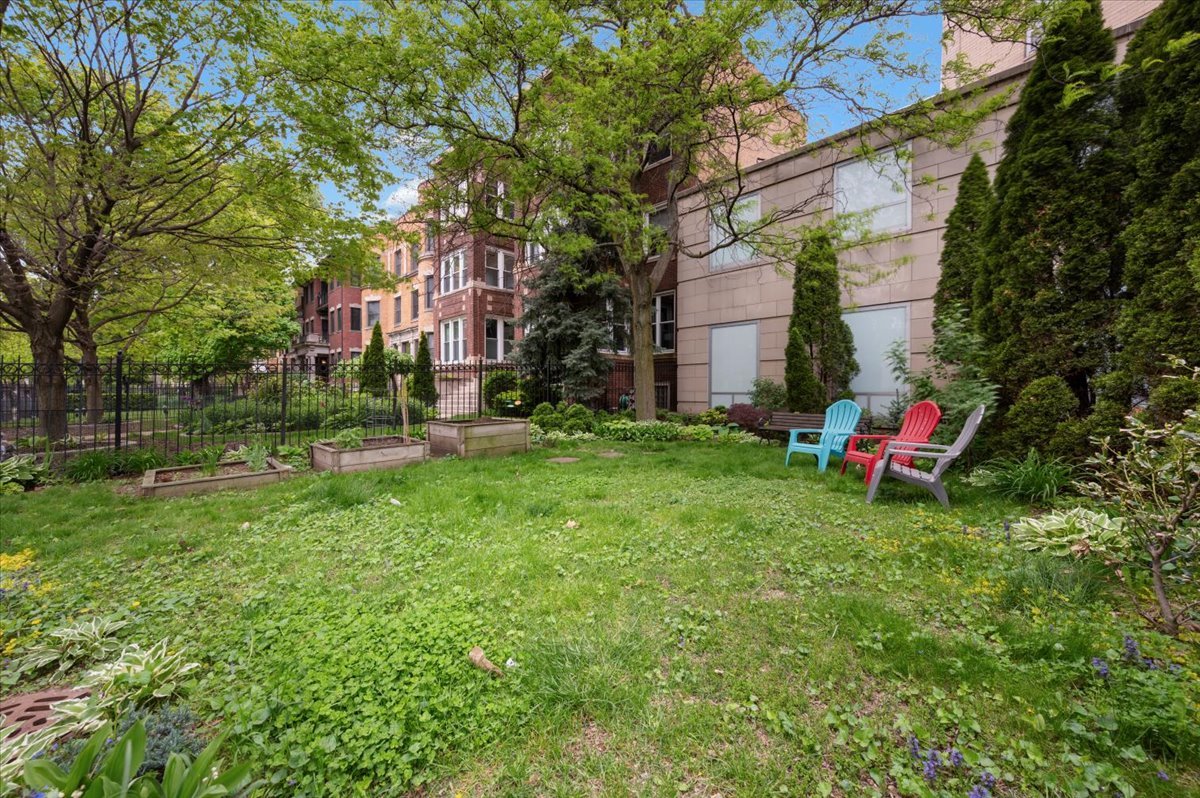 4350 N Broadway Street Unit: 307