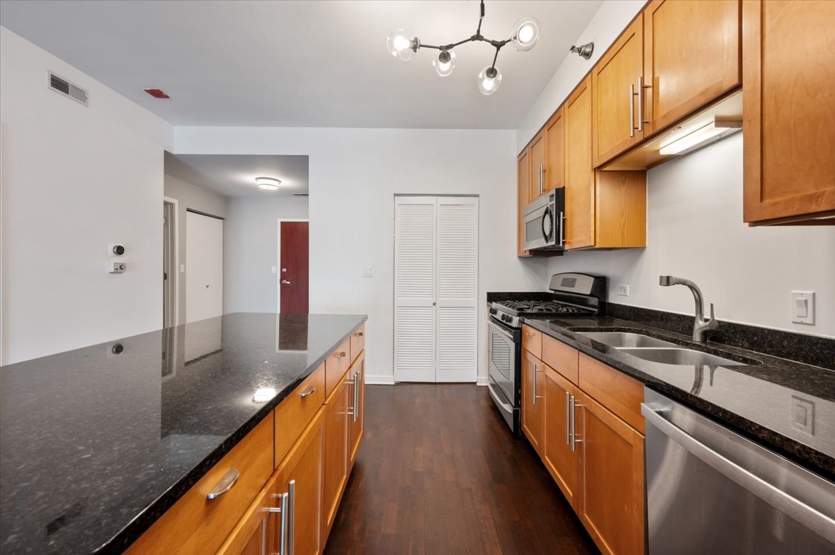 4350 N Broadway Street Unit: 307