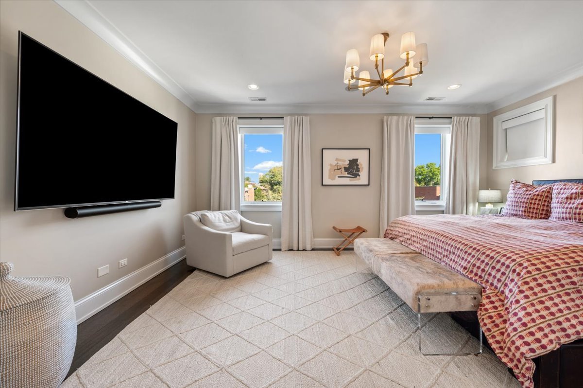 2243 N Halsted Street Unit: 3S
