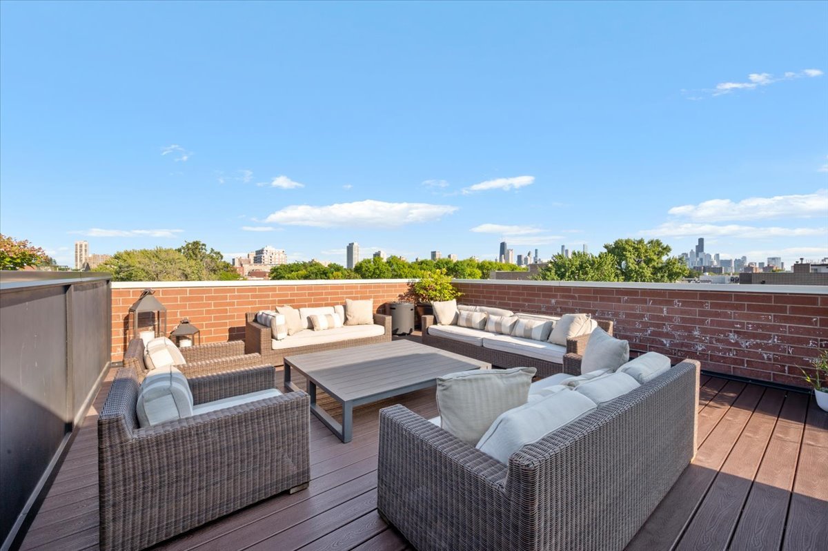2243 N Halsted Street Unit: 3S