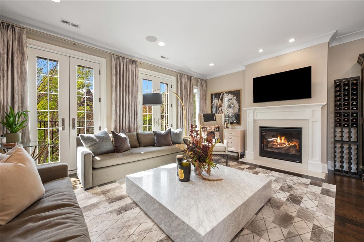 2243 N Halsted Street Unit: 3S