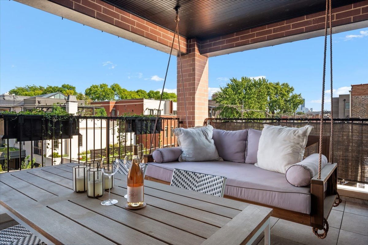 2243 N Halsted Street Unit: 3S
