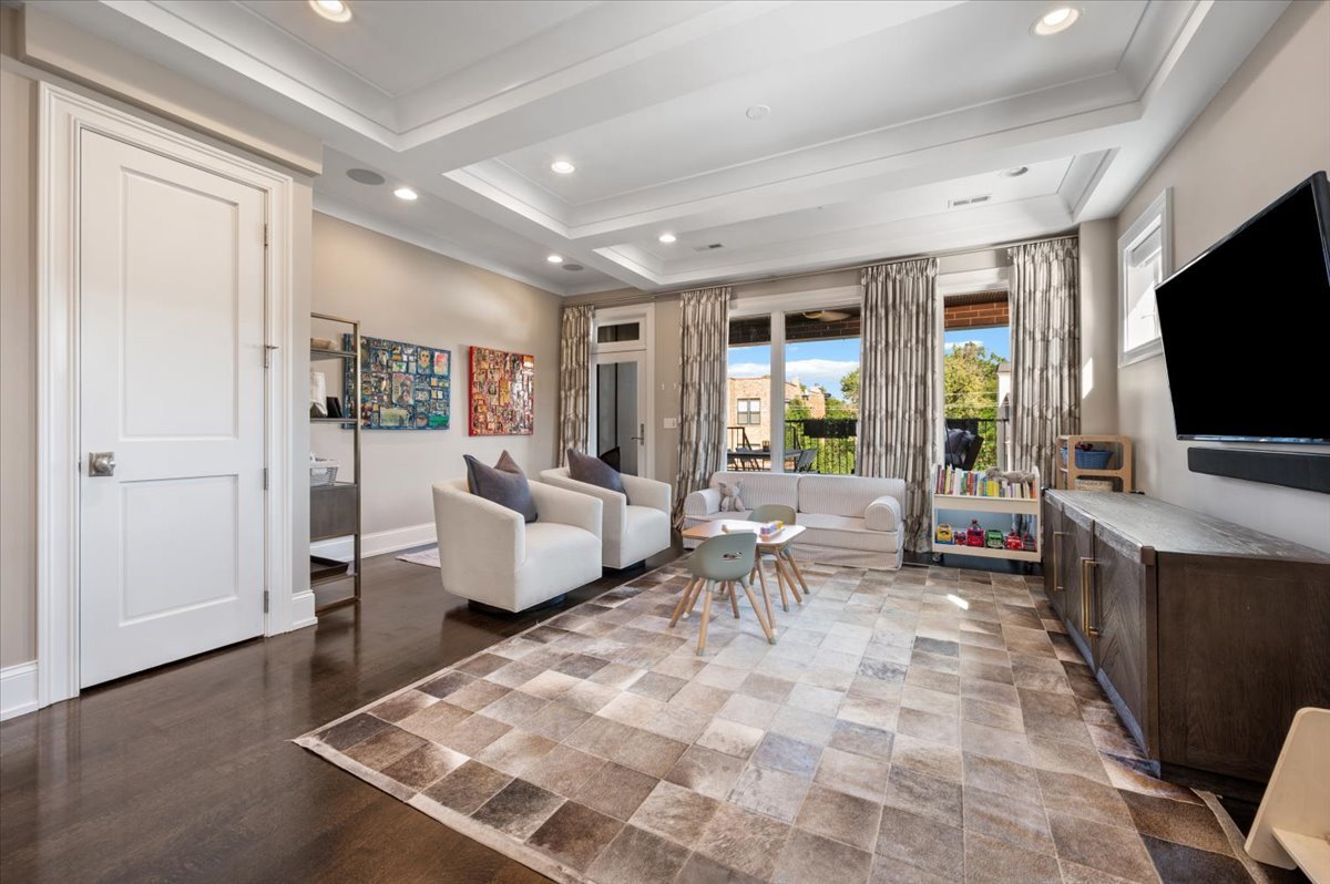 2243 N Halsted Street Unit: 3S