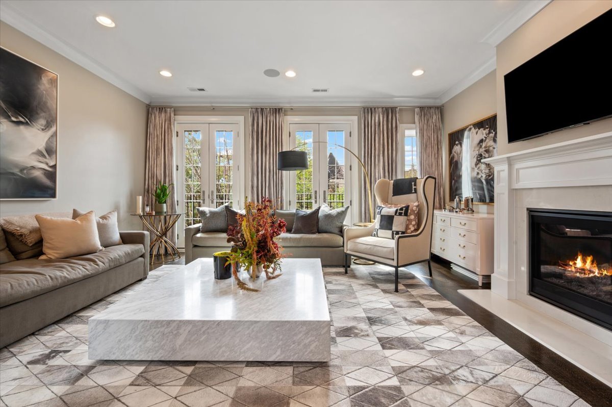 2243 N Halsted Street Unit: 3S