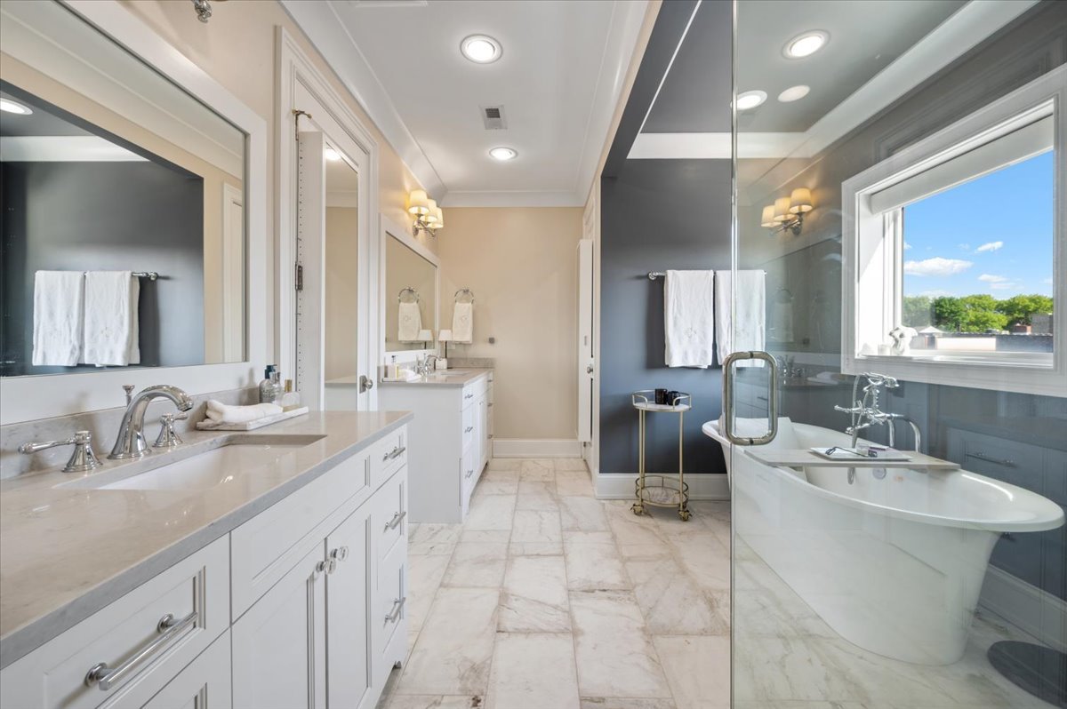 2243 N Halsted Street Unit: 3S