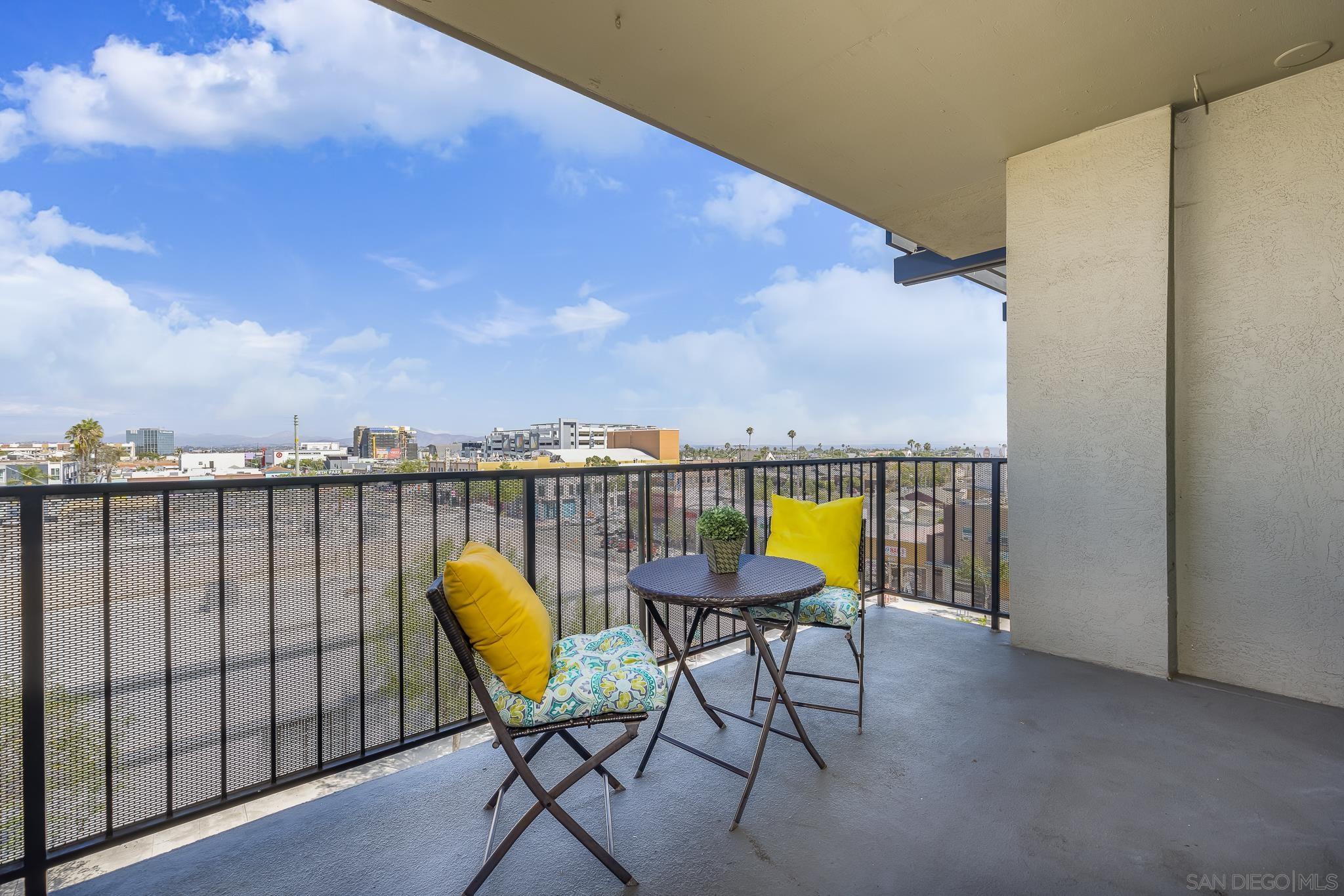 2828 University Ave # 505