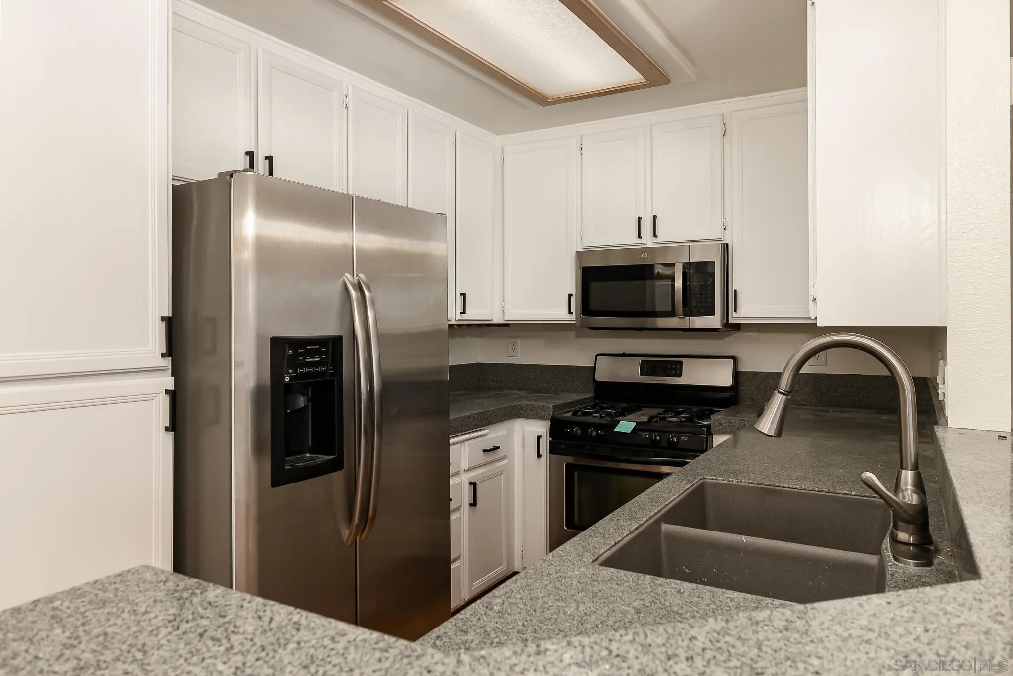 11320 Camino Playa Cancun # 1