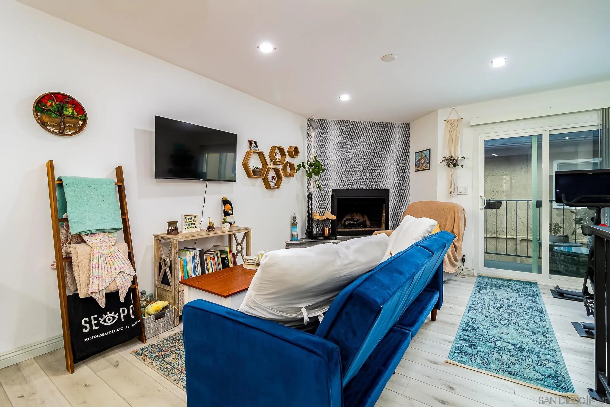 4380 Temecula St Unit 4