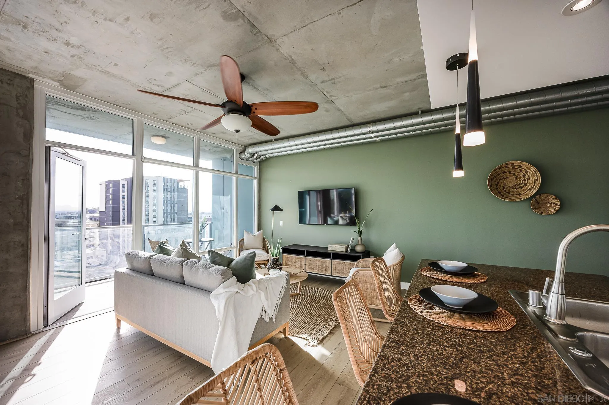 1080 Park Blvd Unit 807