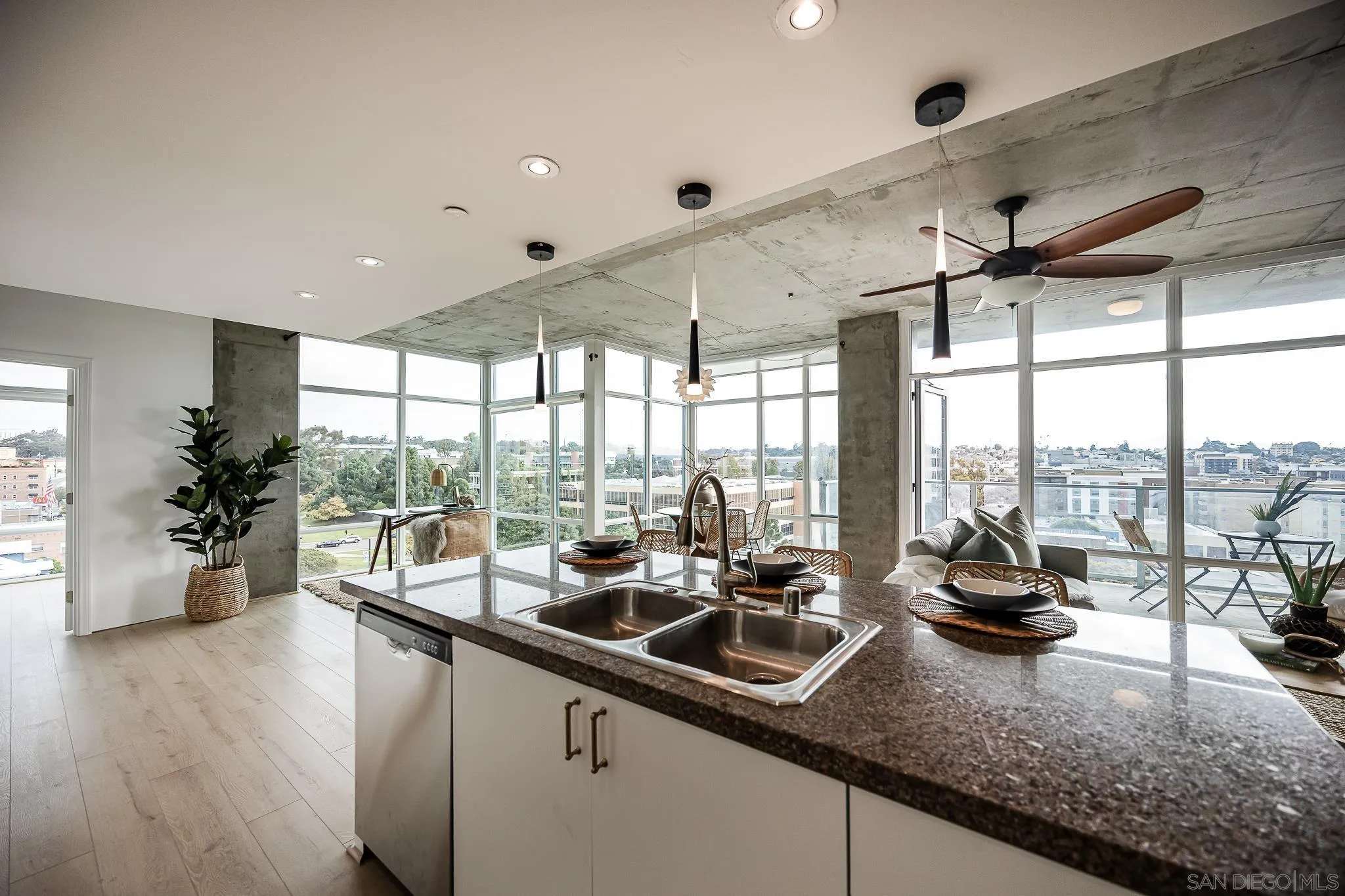 1080 Park Blvd Unit 807