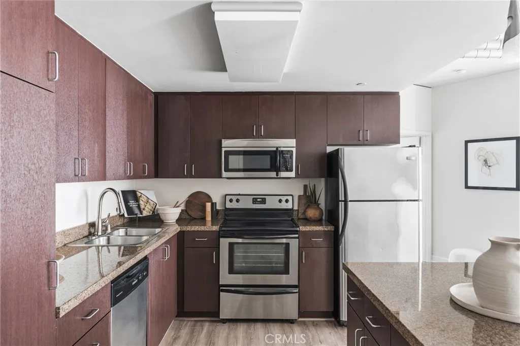 1080 Park Blvd Unit 1416