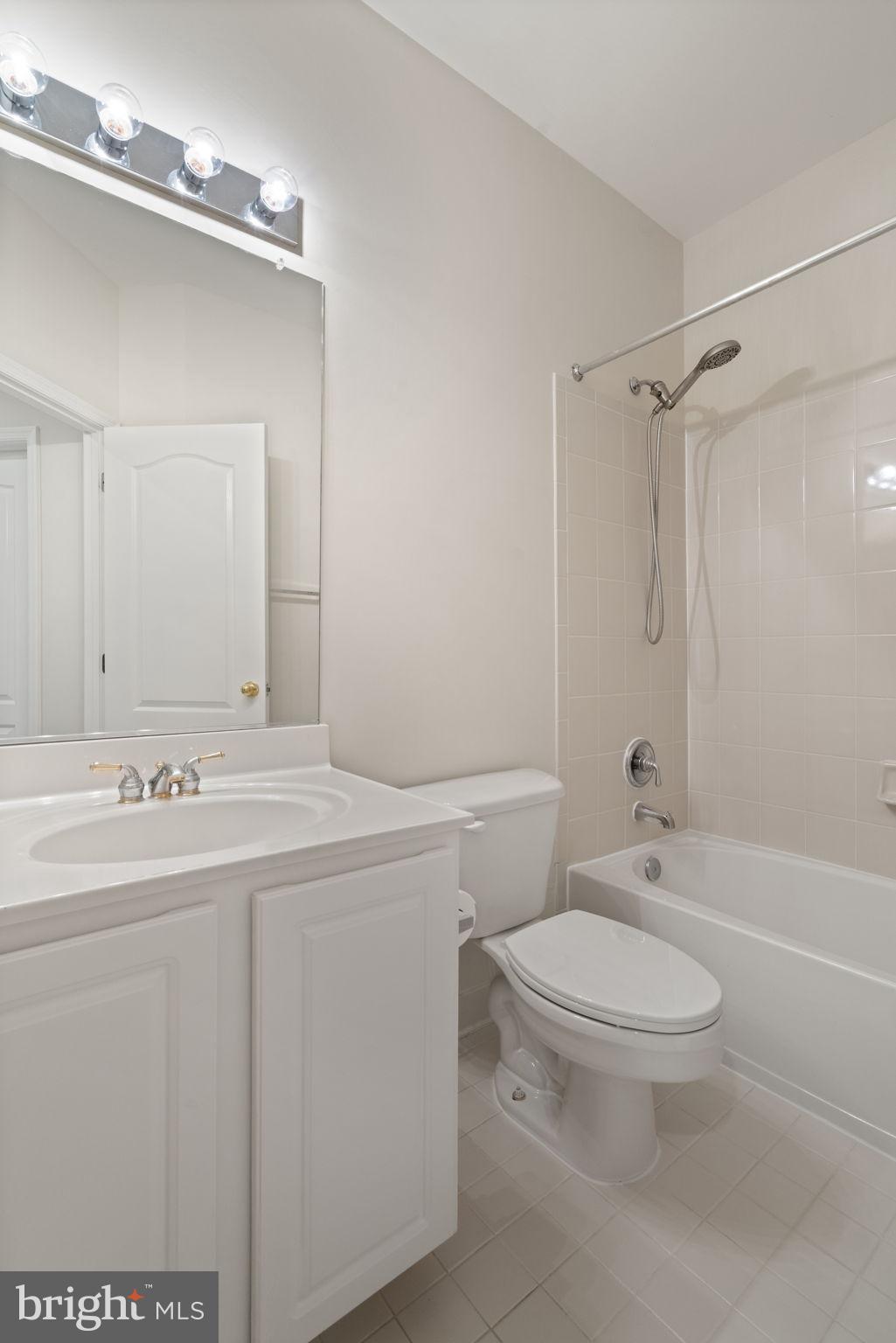 43781 APACHE WELLS TERRACE