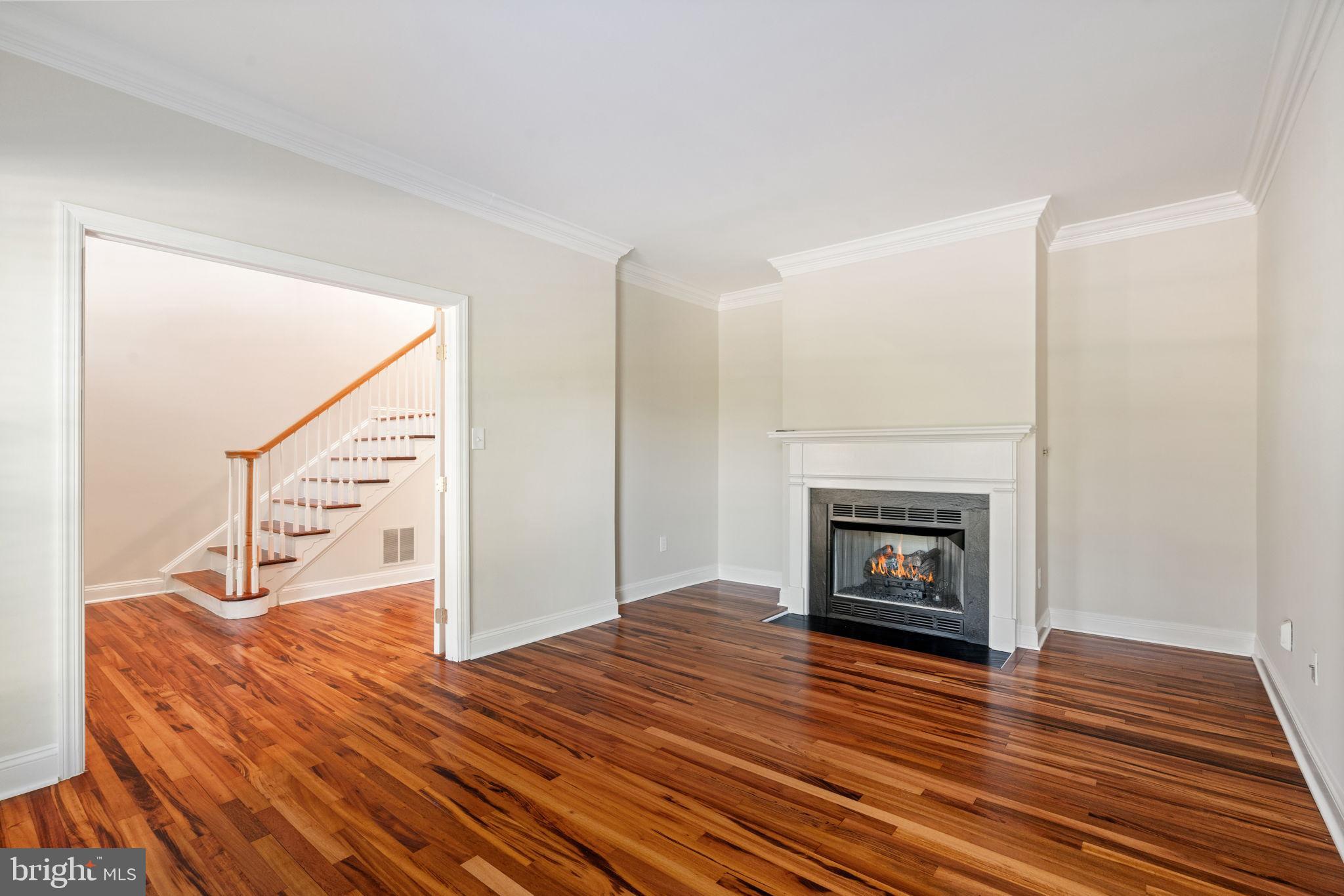 43781 APACHE WELLS TERRACE