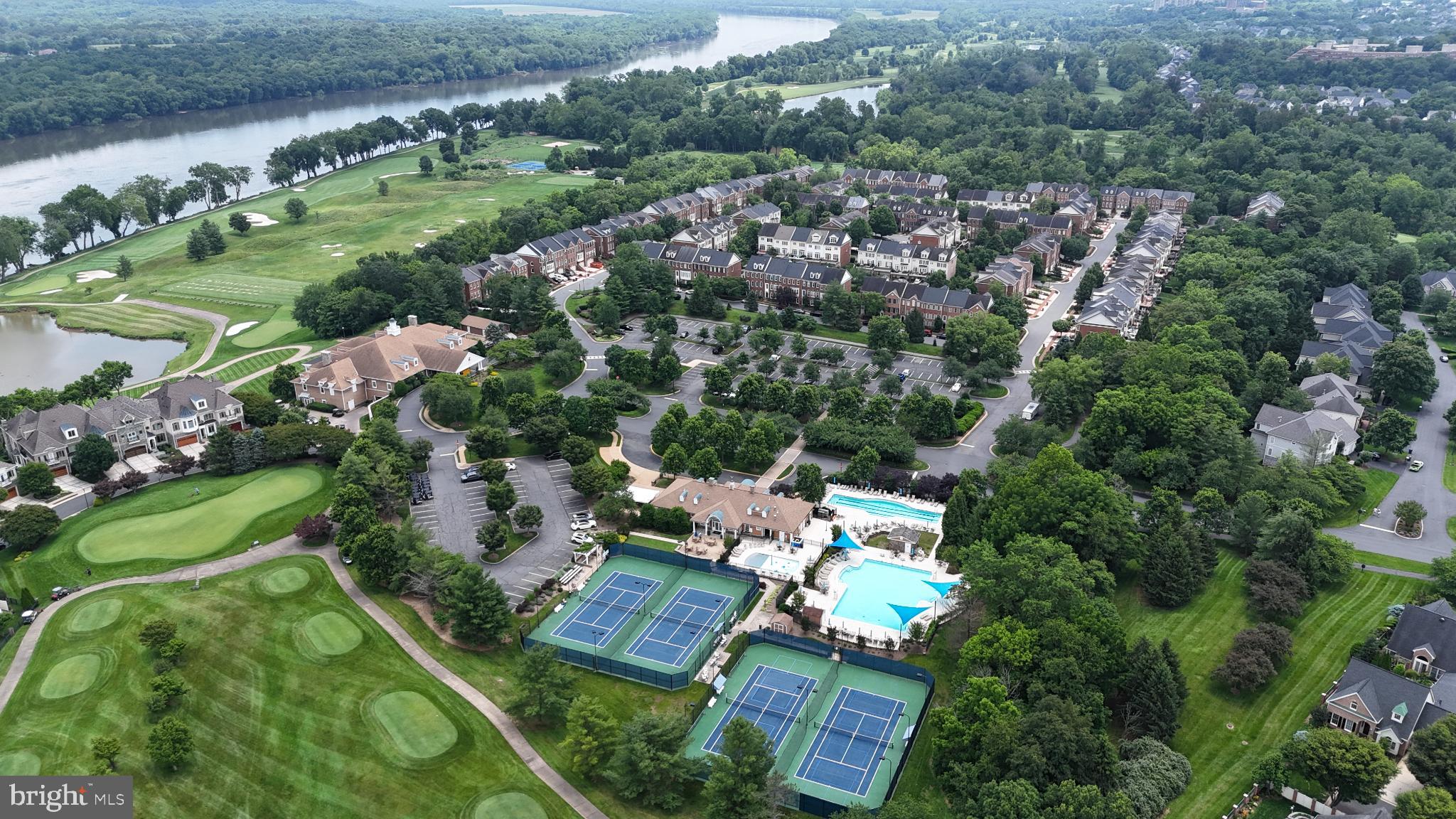 43781 APACHE WELLS TERRACE