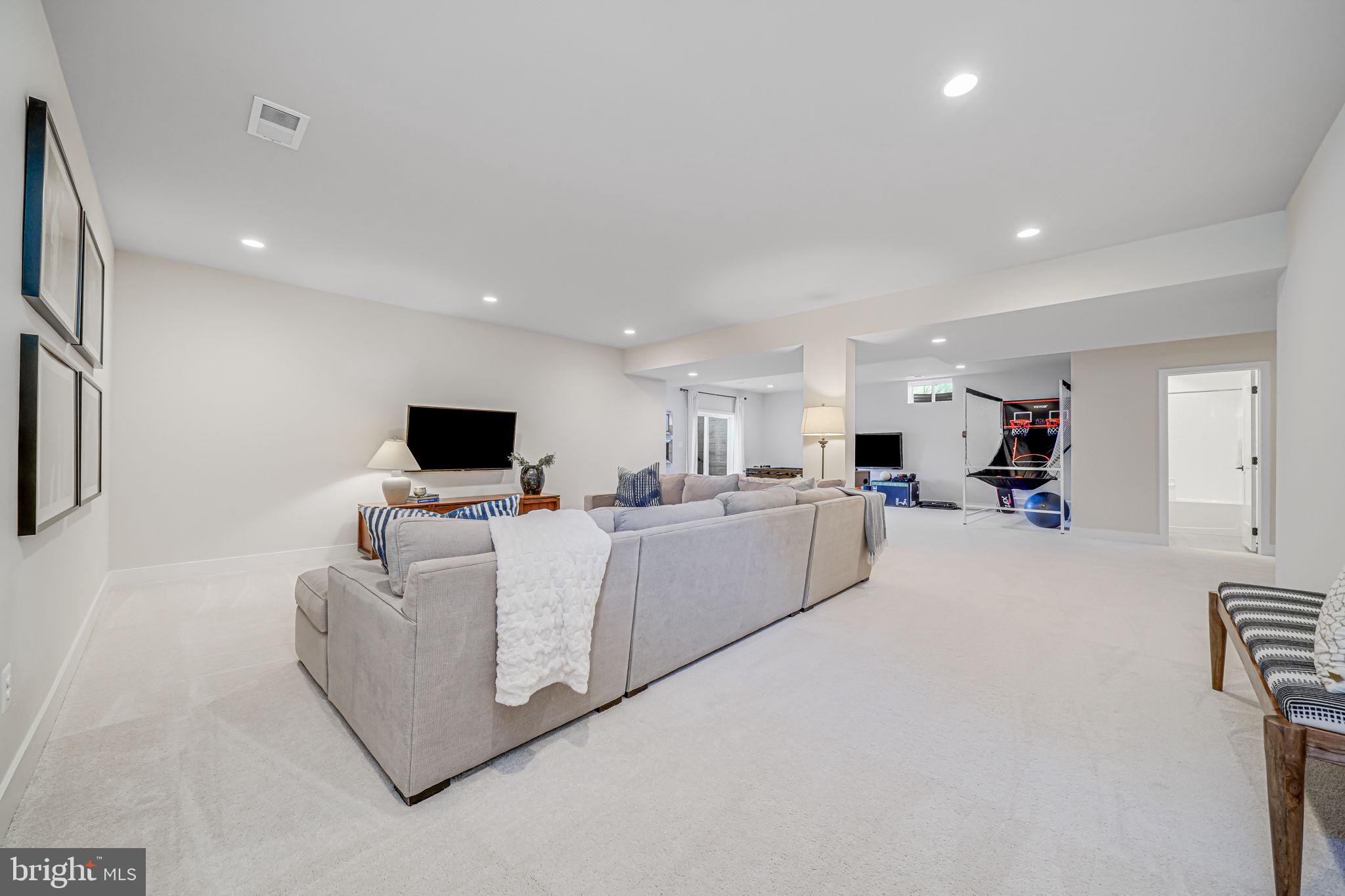 15198 Sky Valley Dr