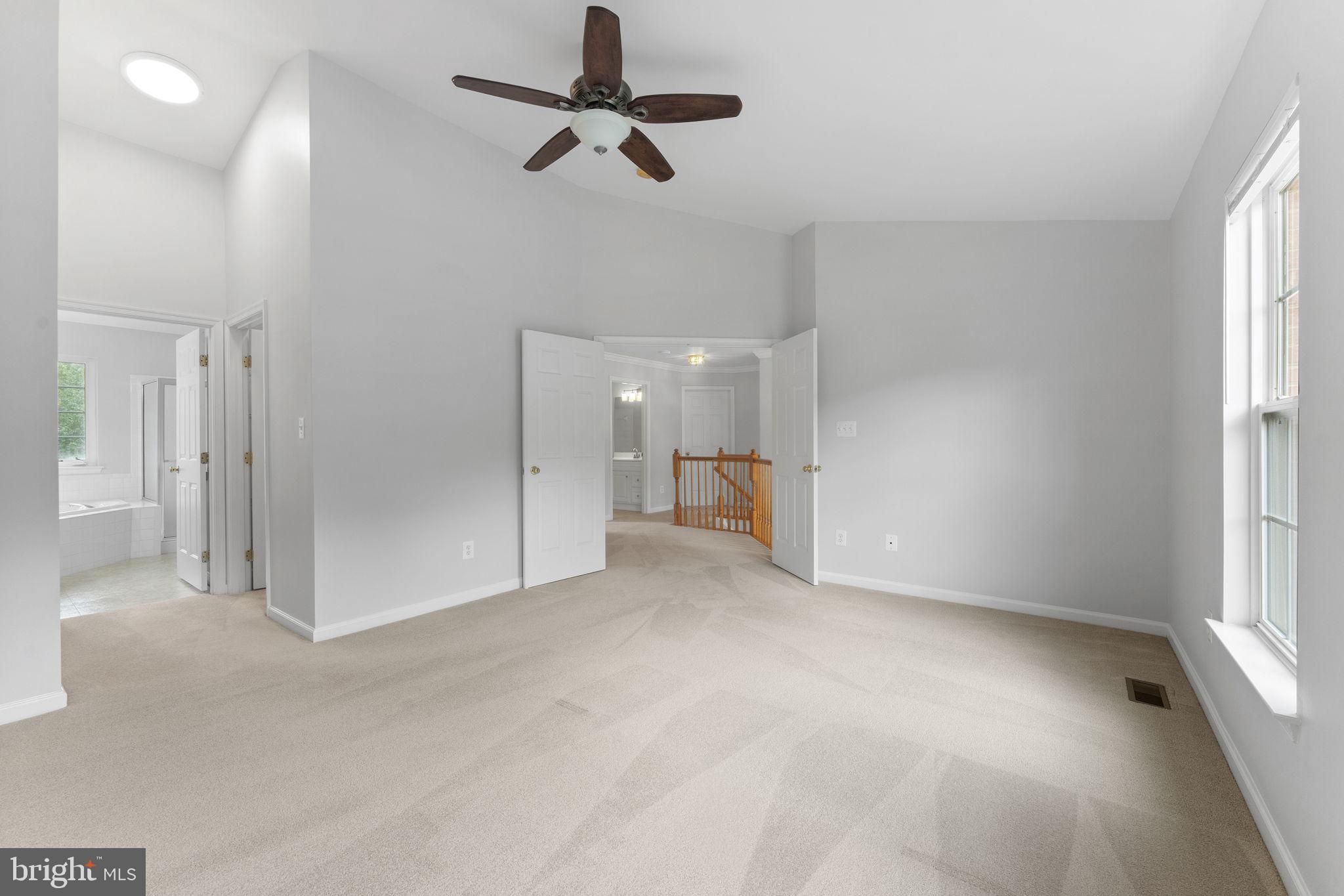 2865 MYRTLEWOOD DRIVE