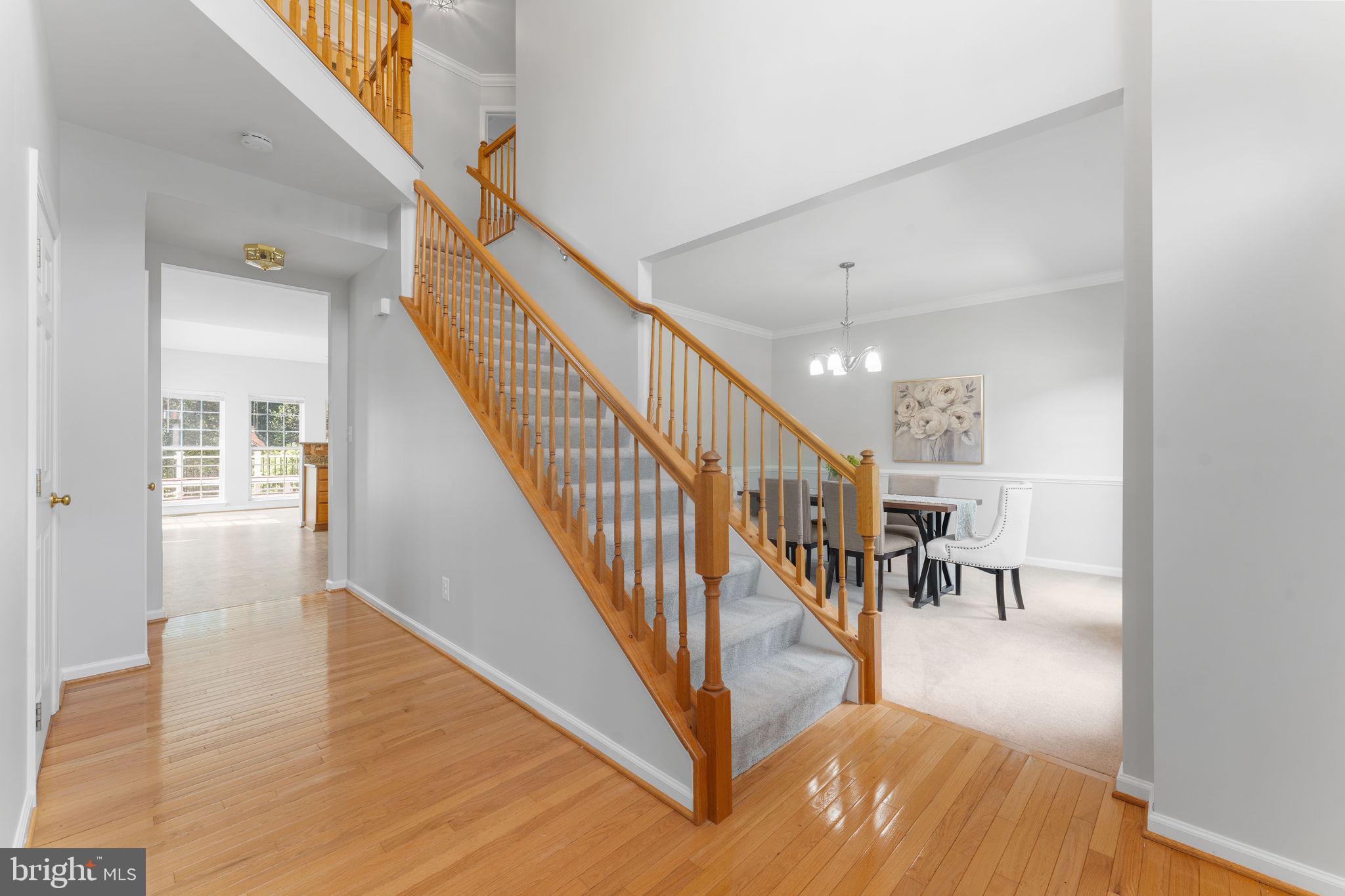 2865 MYRTLEWOOD DRIVE