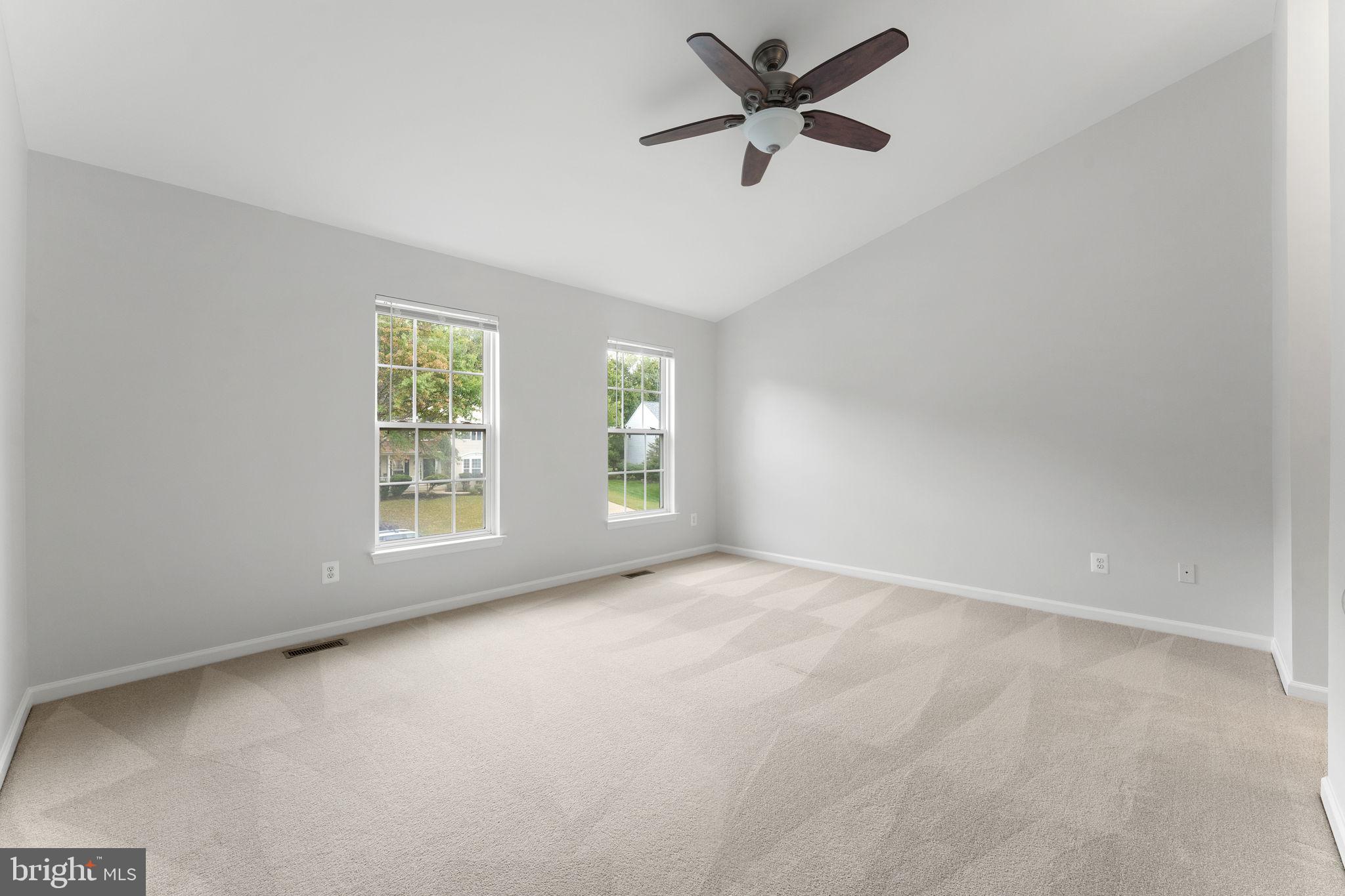 2865 MYRTLEWOOD DRIVE