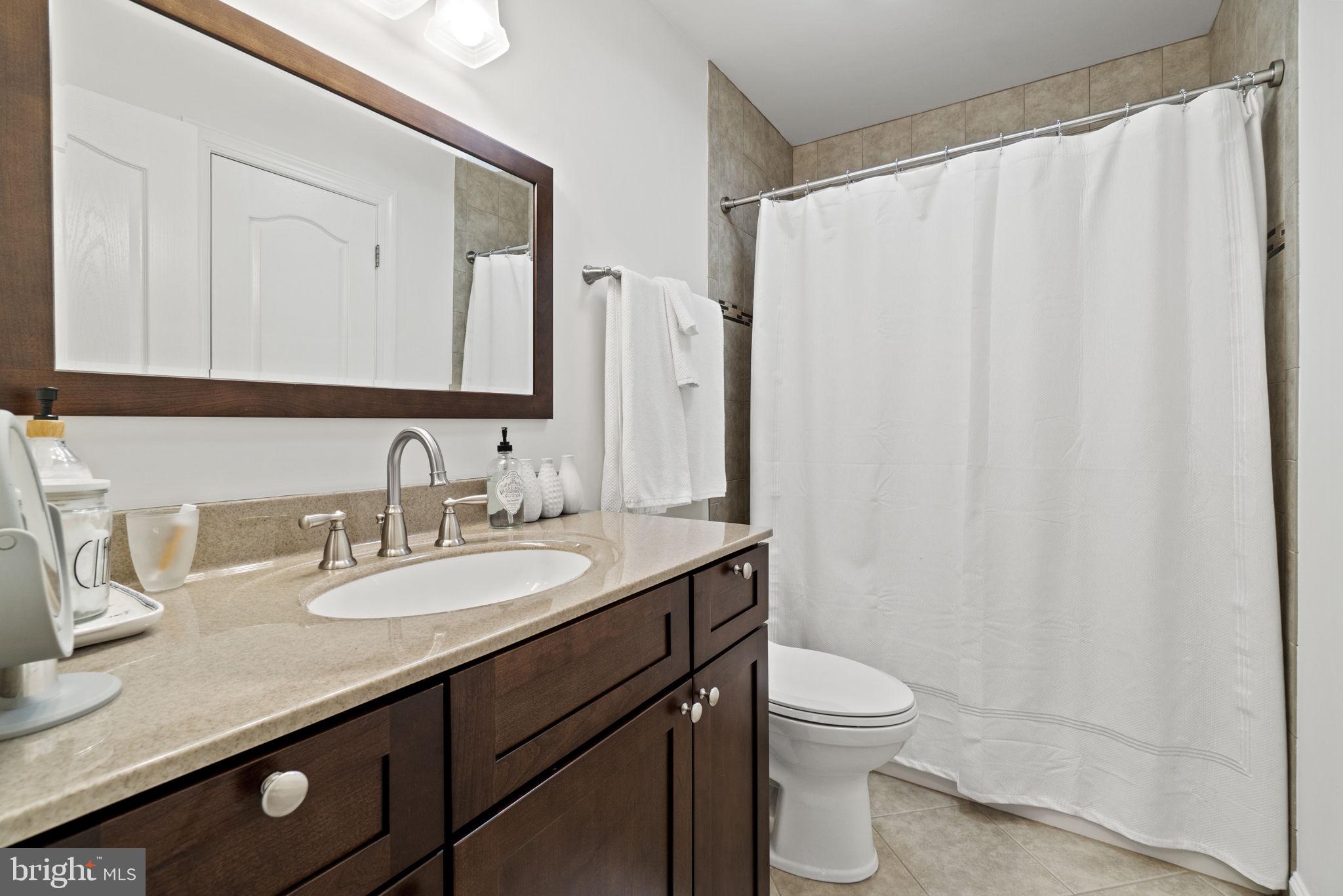 5 Cattail Ct