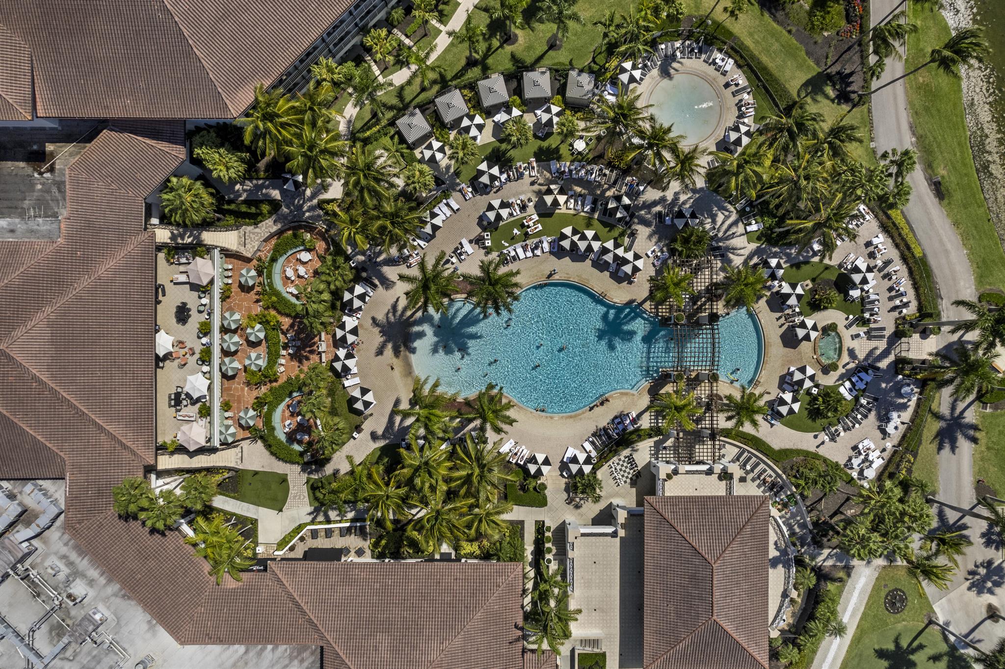 262 Canterbury Drive W