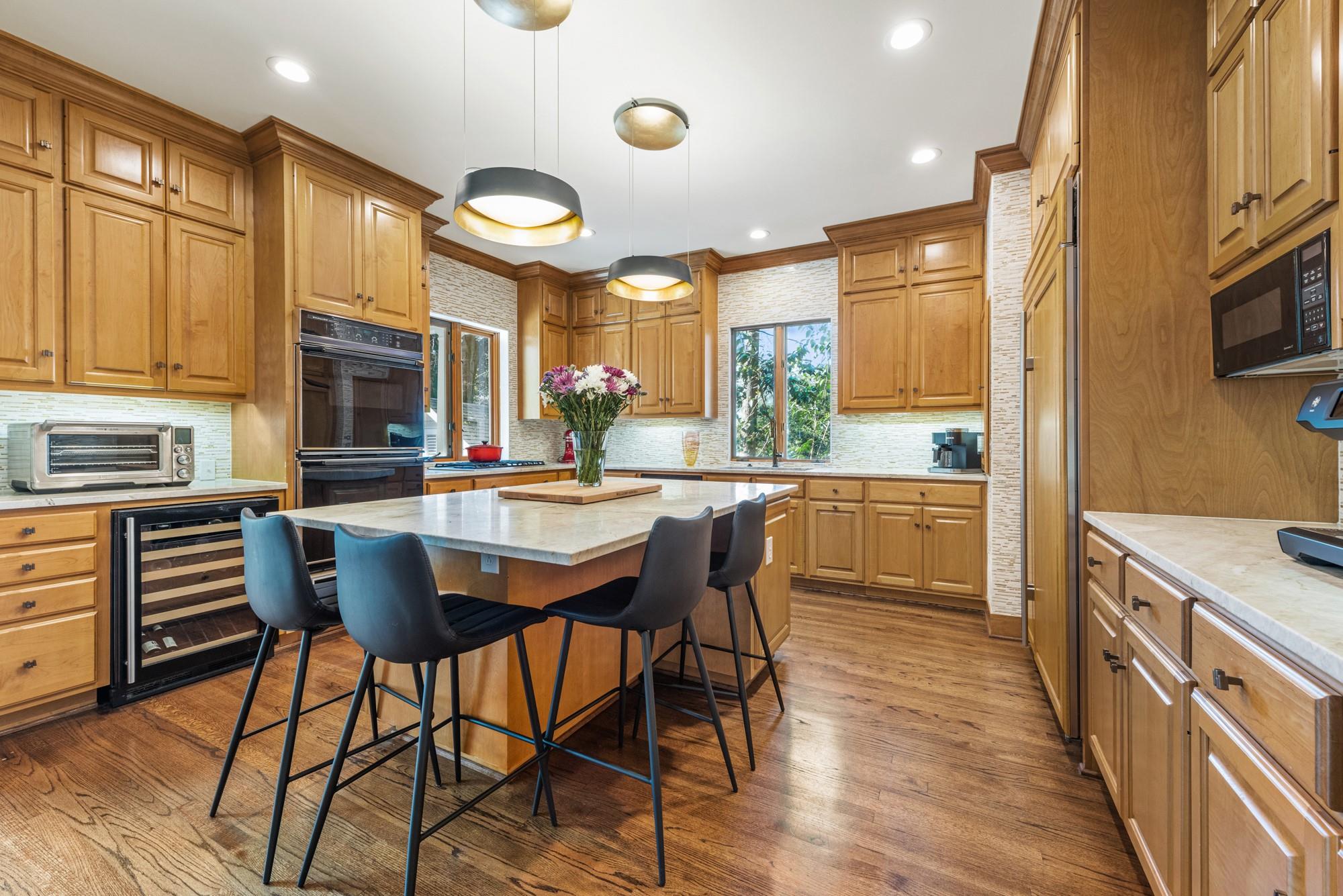 607 Hermitage Court Unit: Unit D